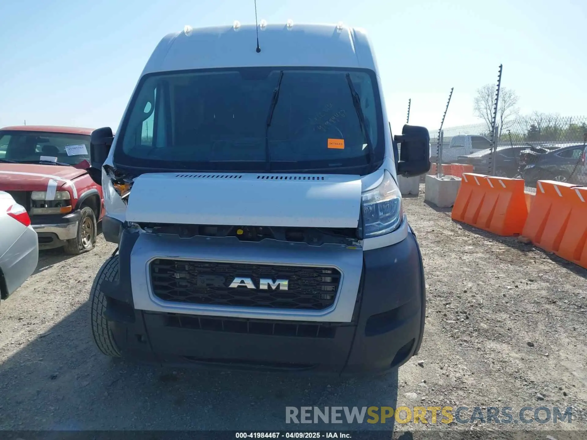 13 Photograph of a damaged car 3C6MRVJG4ME590174 RAM PROMASTER 3500 2021