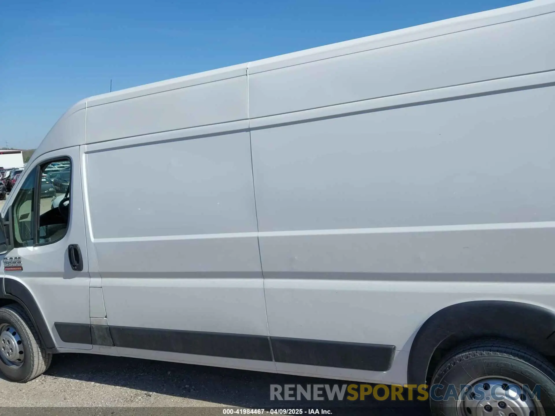 15 Photograph of a damaged car 3C6MRVJG4ME590174 RAM PROMASTER 3500 2021