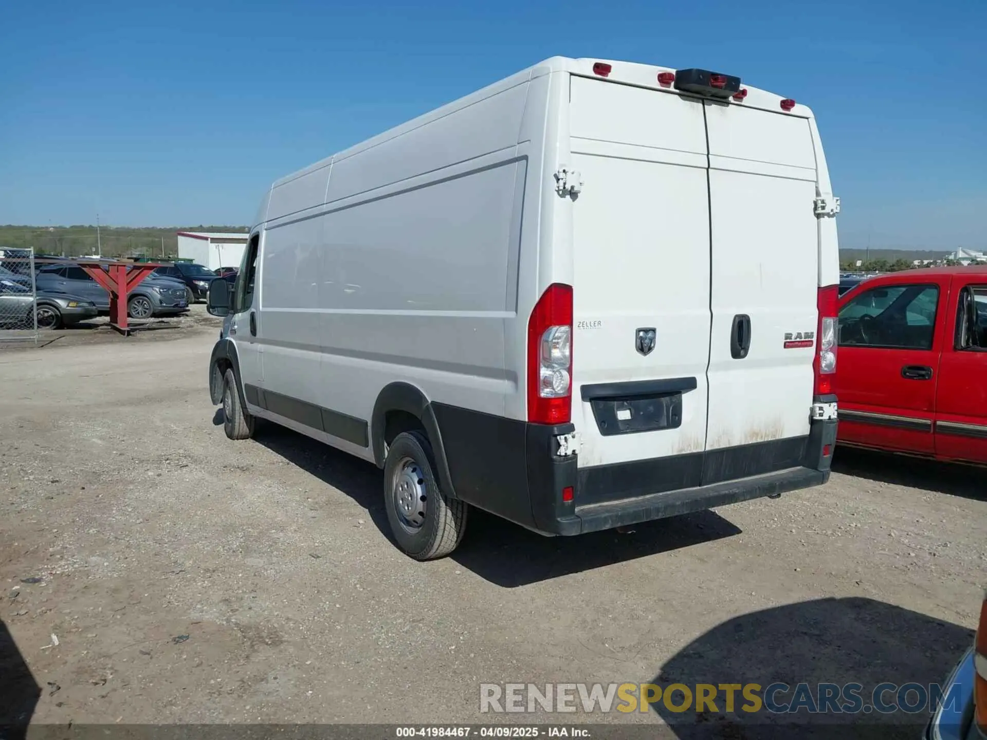3 Photograph of a damaged car 3C6MRVJG4ME590174 RAM PROMASTER 3500 2021