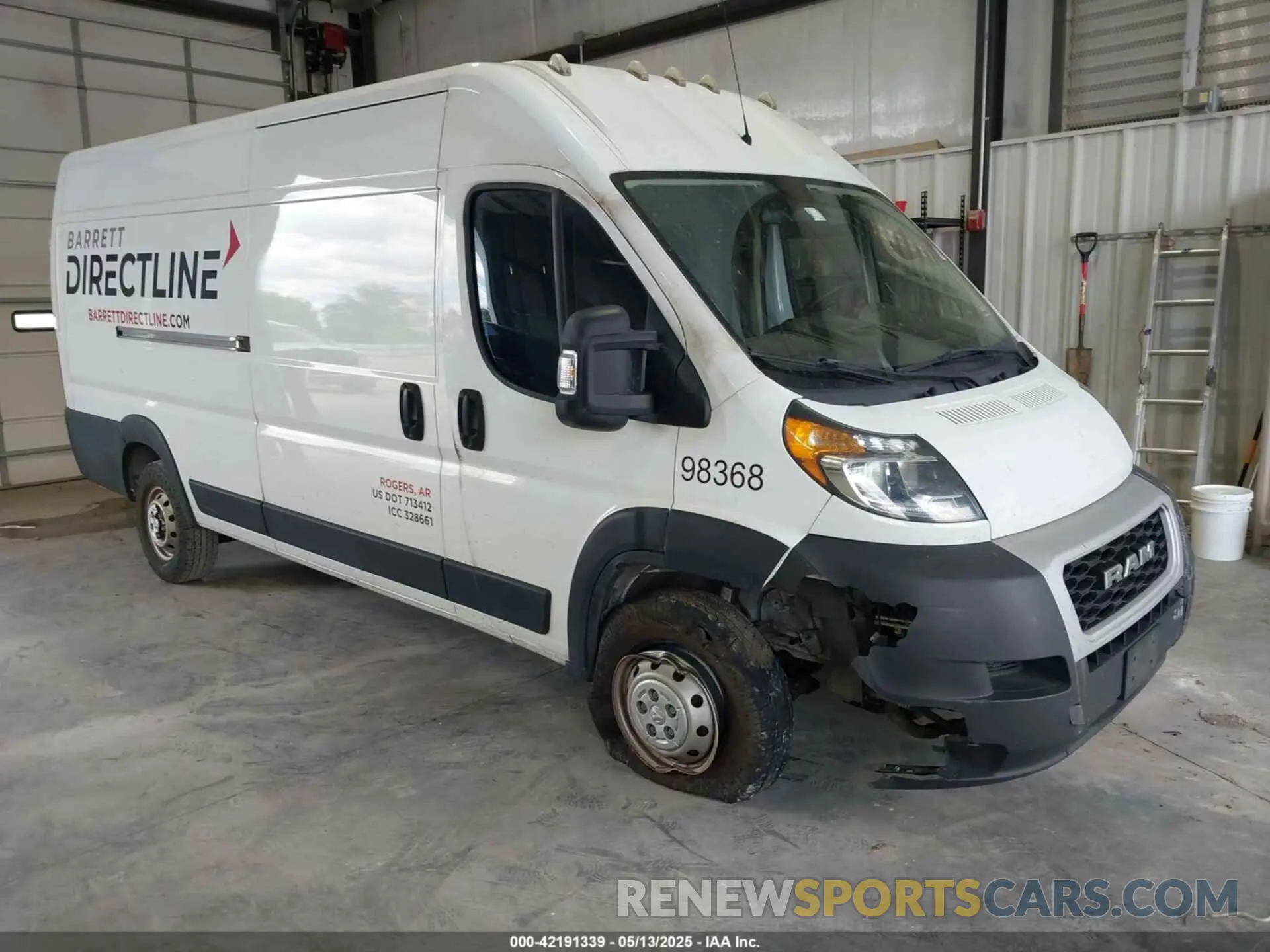 1 Photograph of a damaged car 3C6MRVJG5ME513278 RAM PROMASTER 3500 2021