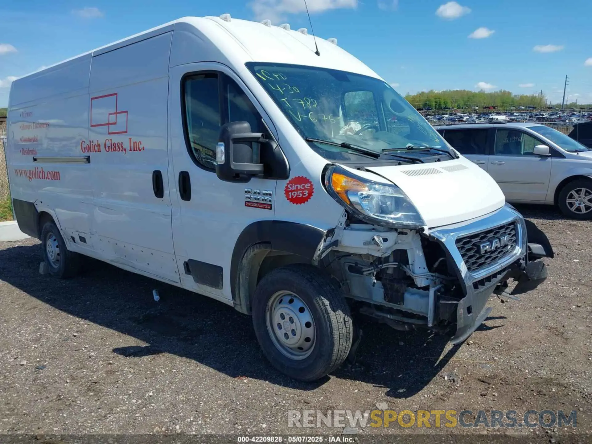 1 Photograph of a damaged car 3C6MRVJG6ME566765 RAM PROMASTER 3500 2021