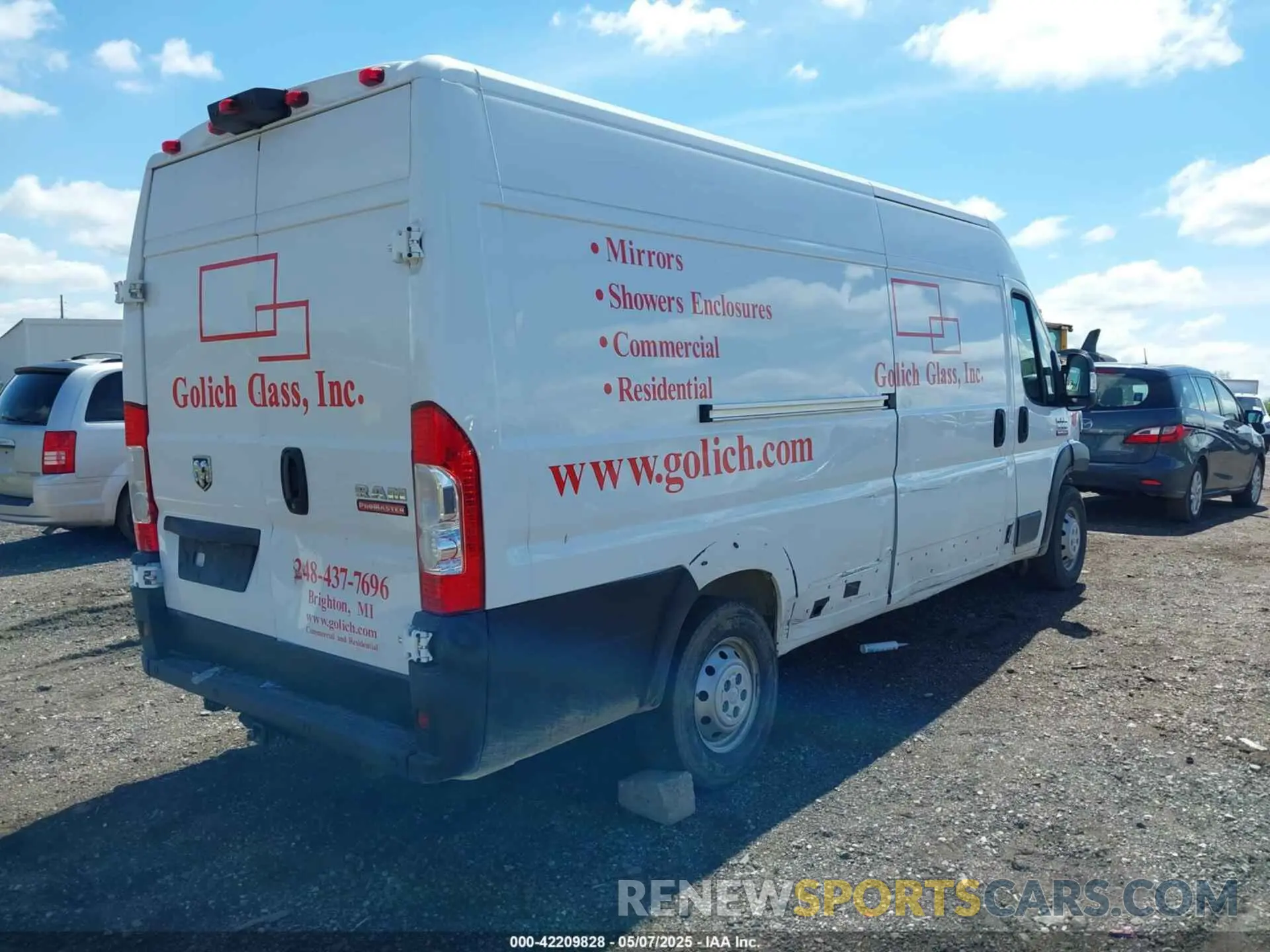 4 Photograph of a damaged car 3C6MRVJG6ME566765 RAM PROMASTER 3500 2021