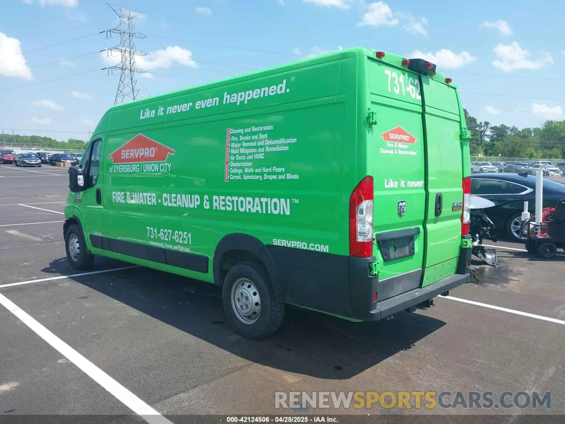 14 Photograph of a damaged car 3C6MRVJG7ME545200 RAM PROMASTER 3500 2021