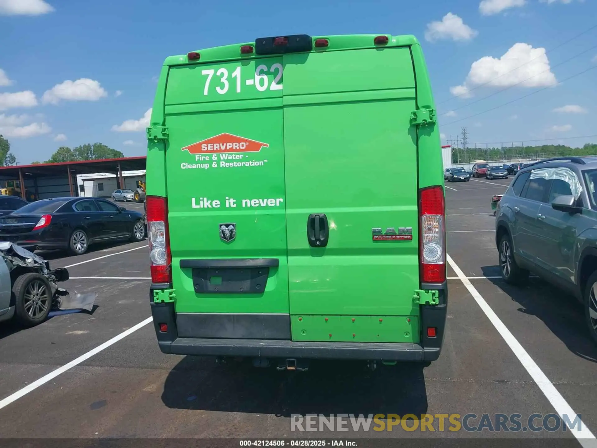 16 Photograph of a damaged car 3C6MRVJG7ME545200 RAM PROMASTER 3500 2021