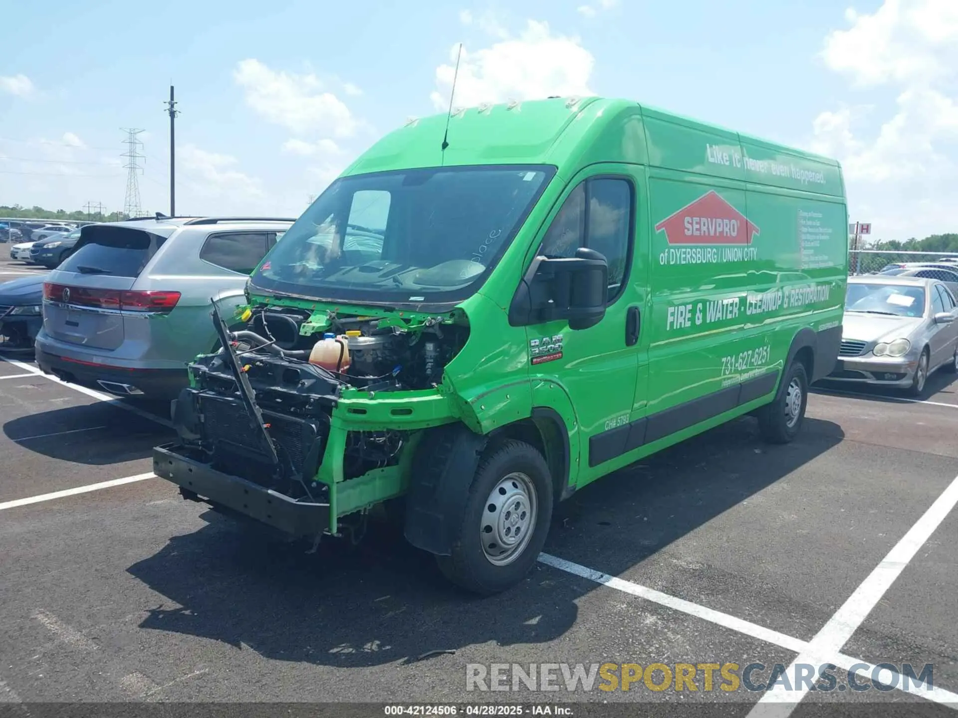 2 Photograph of a damaged car 3C6MRVJG7ME545200 RAM PROMASTER 3500 2021