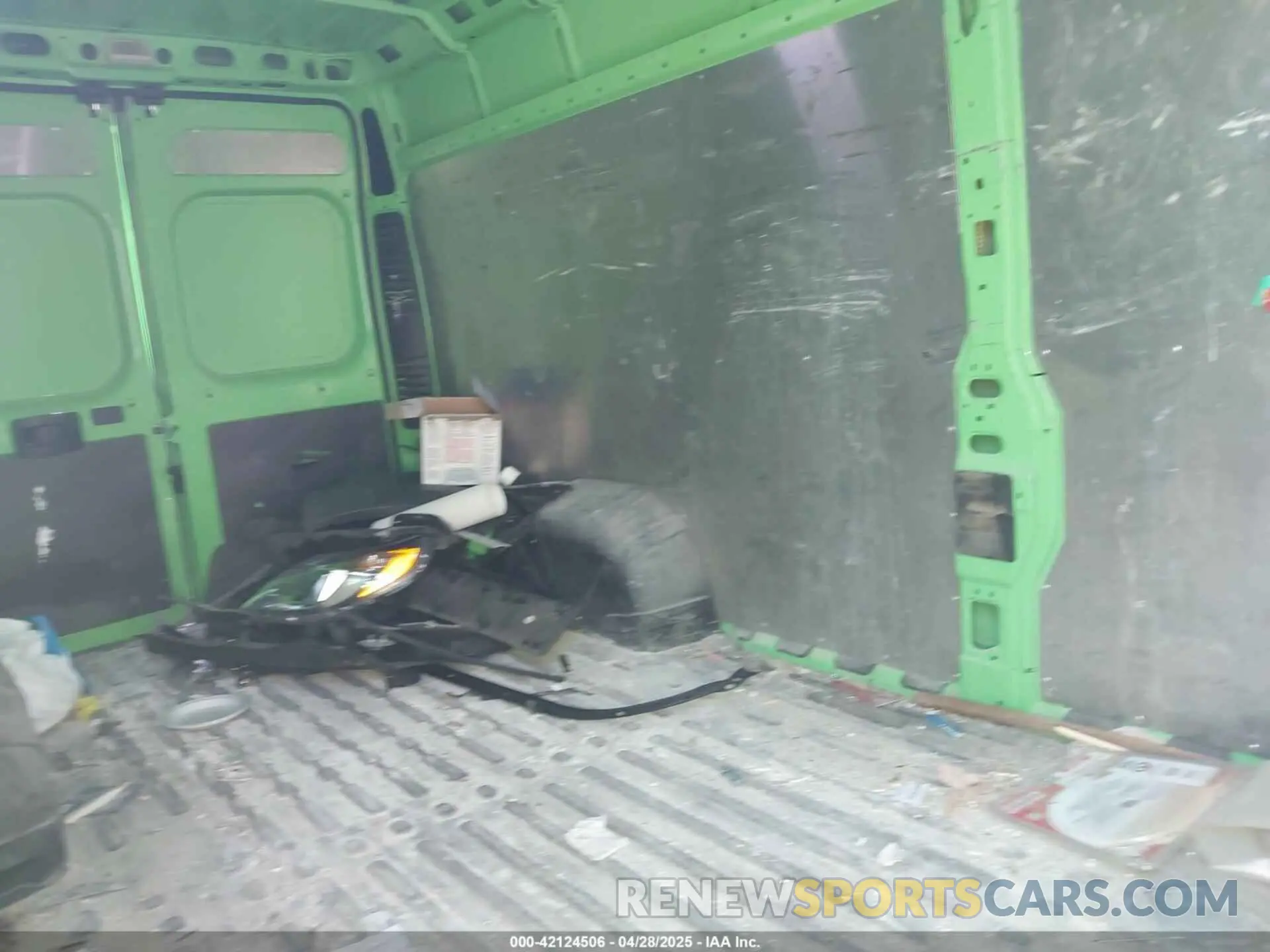 8 Photograph of a damaged car 3C6MRVJG7ME545200 RAM PROMASTER 3500 2021