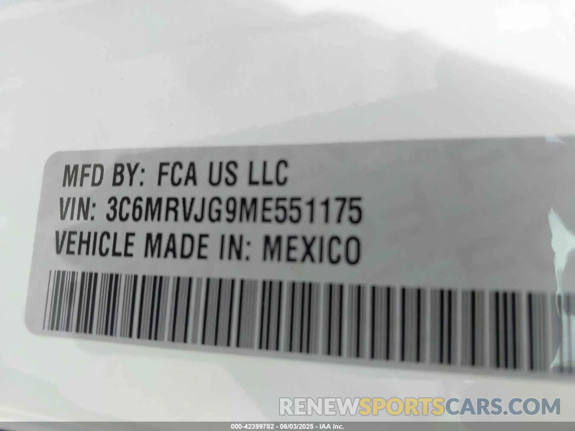 9 Photograph of a damaged car 3C6MRVJG9ME551175 RAM PROMASTER 3500 2021