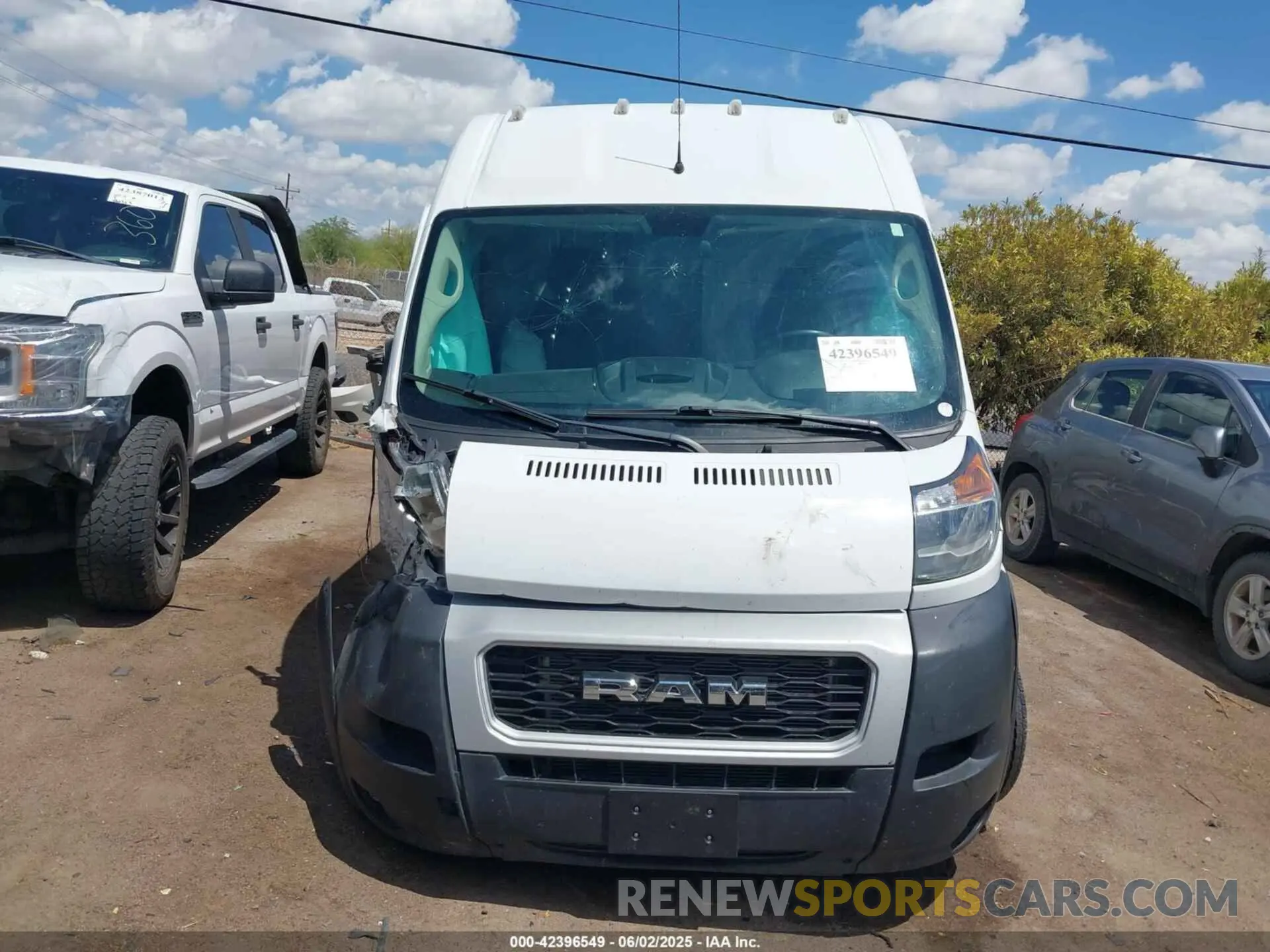 13 Photograph of a damaged car 3C6MRVJGXME551461 RAM PROMASTER 3500 2021
