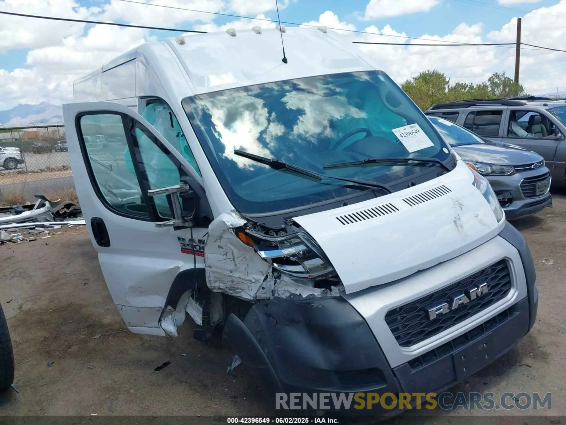 6 Photograph of a damaged car 3C6MRVJGXME551461 RAM PROMASTER 3500 2021