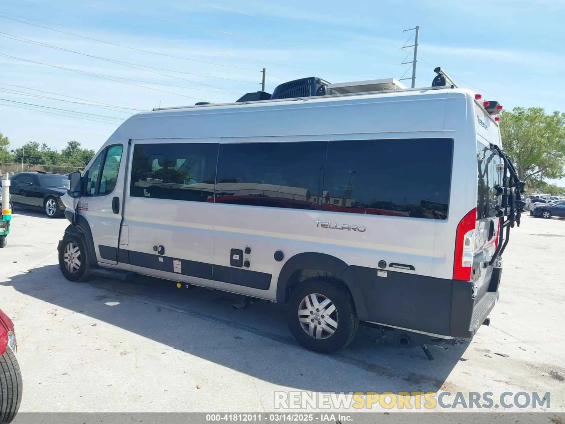 14 Photograph of a damaged car 3C6MRVUG5ME550939 RAM PROMASTER 3500 2021