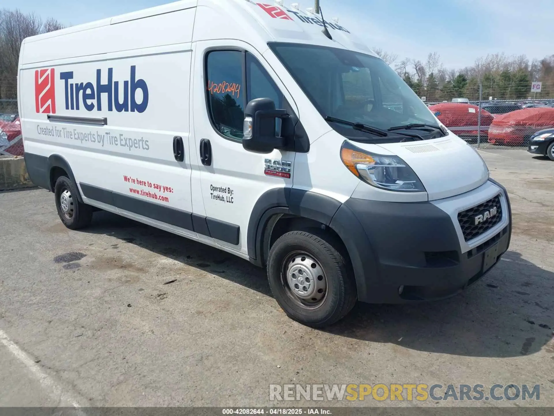 1 Photograph of a damaged car 3C6MRVJG4NE111866 RAM PROMASTER 3500 2022