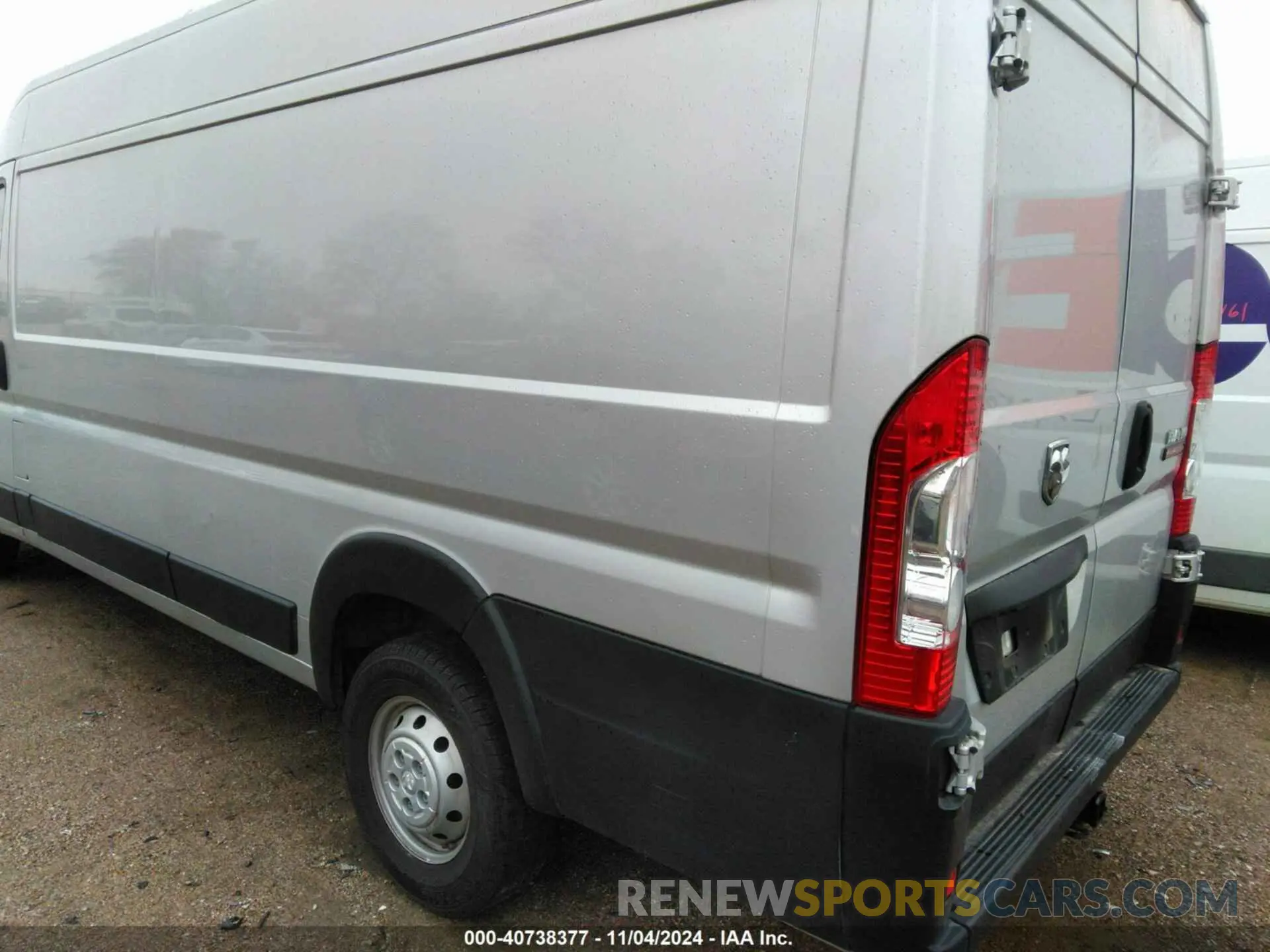 3 Photograph of a damaged car 3C6MRVJG5NE130748 RAM PROMASTER 3500 2022