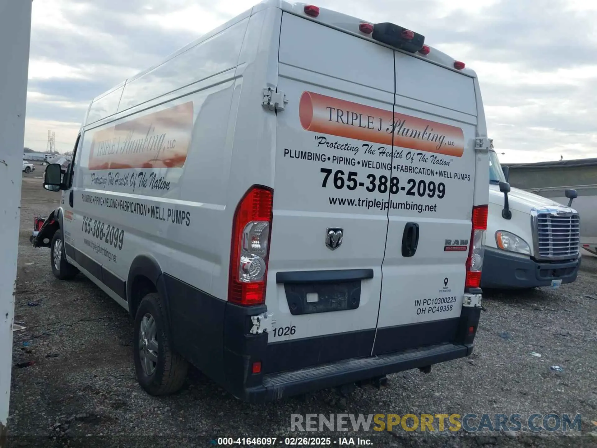 3 Photograph of a damaged car 3C6MRVJG9NE121583 RAM PROMASTER 3500 2022
