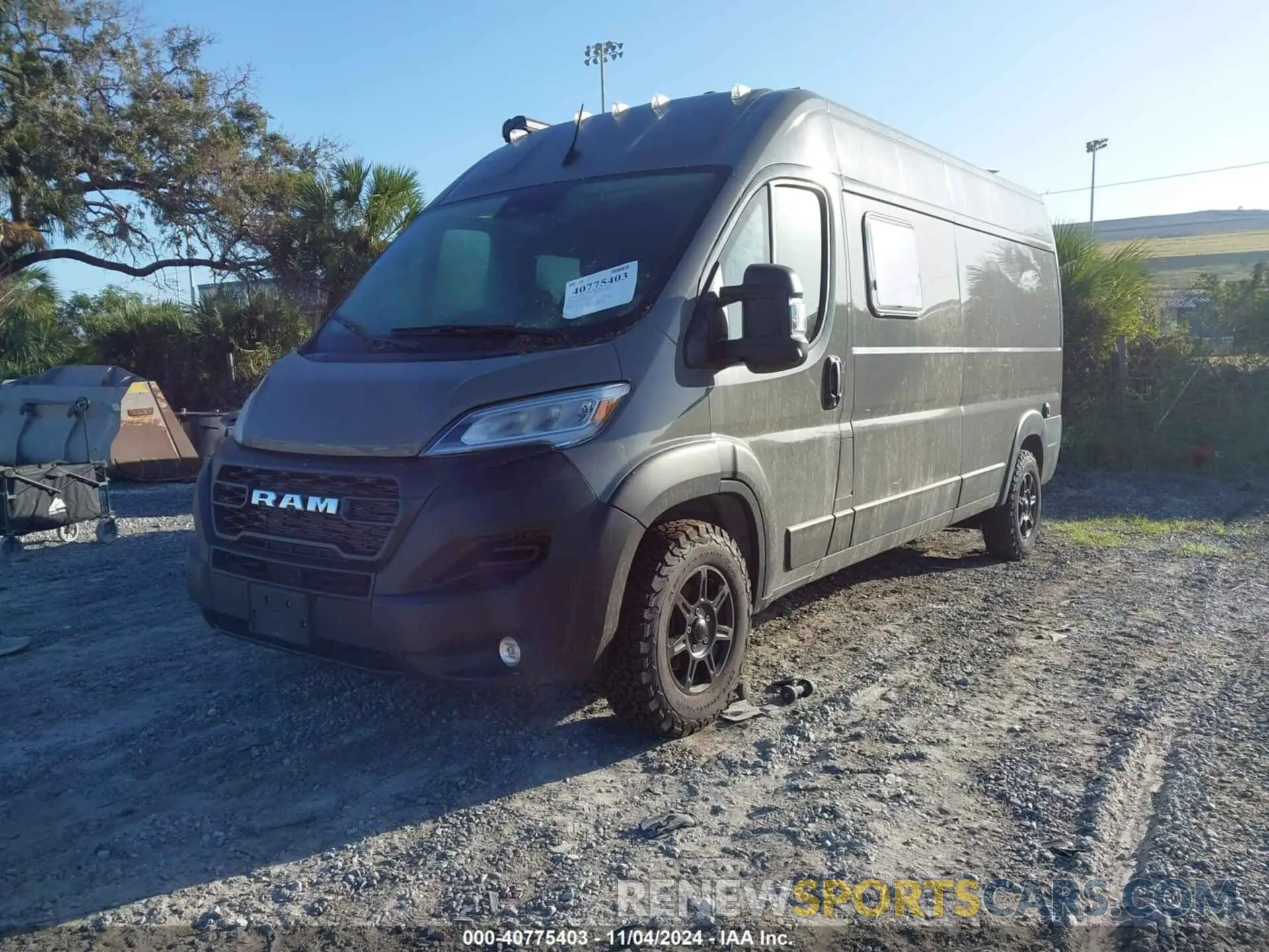 2 Photograph of a damaged car 3C6MRVHG0PE574838 RAM PROMASTER 3500 2023