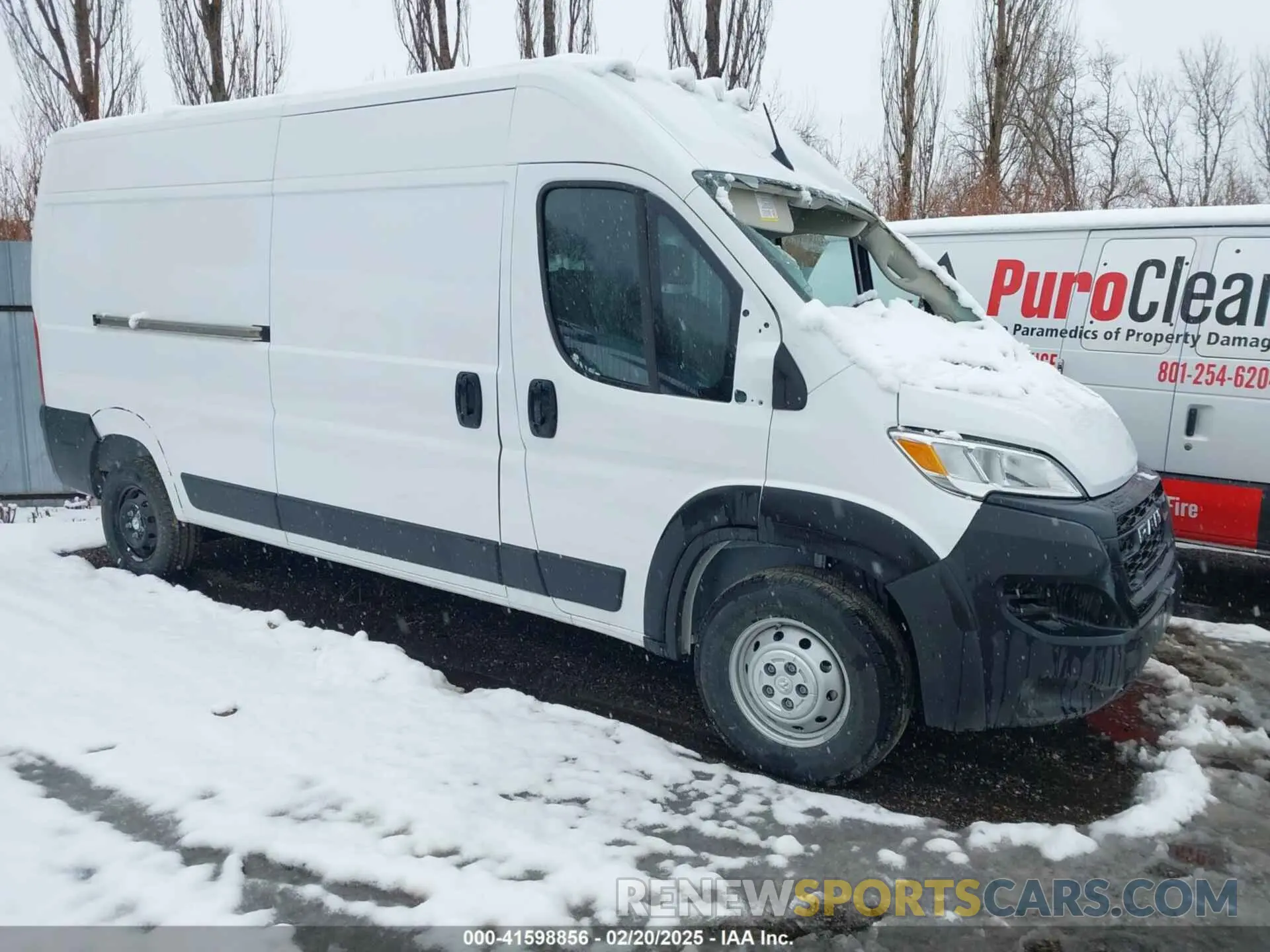 1 Photograph of a damaged car 3C6MRVHG8PE592665 RAM PROMASTER 3500 2023