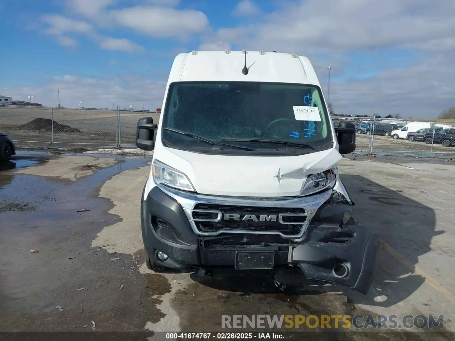 12 Photograph of a damaged car 3C6MRVJG3PE530178 RAM PROMASTER 3500 2023