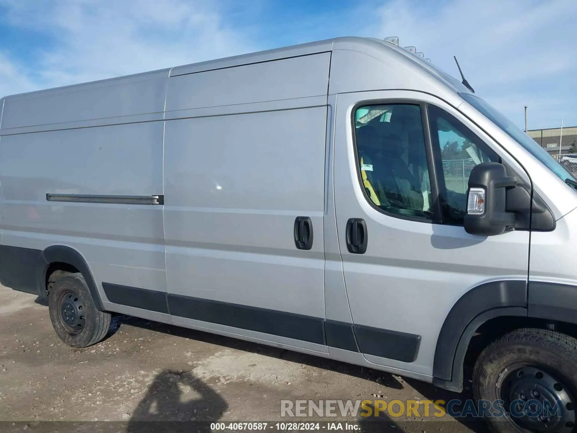 13 Photograph of a damaged car 3C6MRVJG5PE501250 RAM PROMASTER 3500 2023