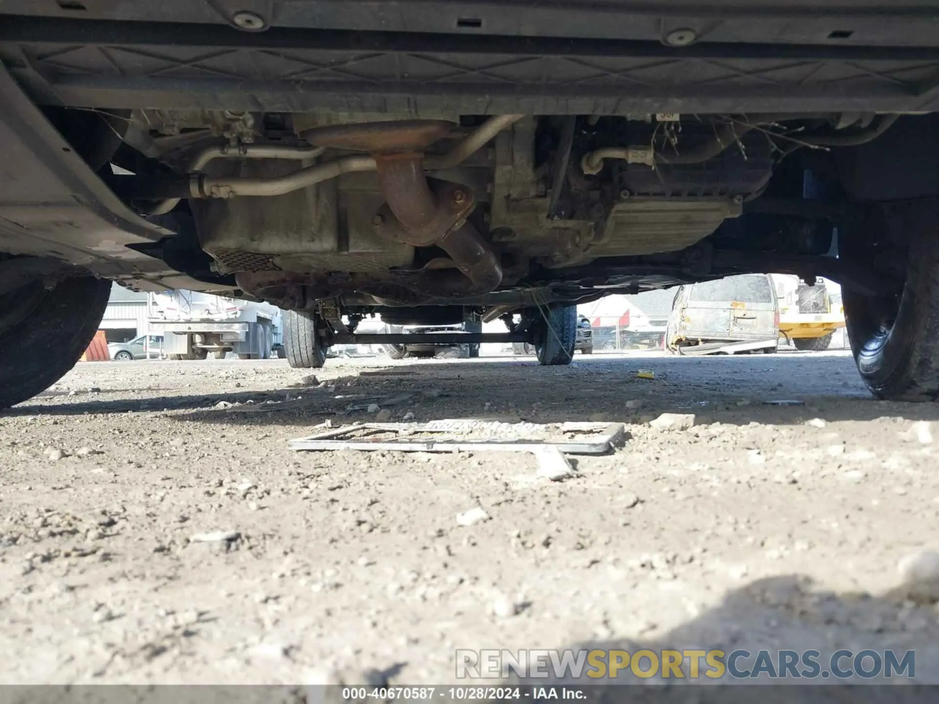 6 Photograph of a damaged car 3C6MRVJG5PE501250 RAM PROMASTER 3500 2023