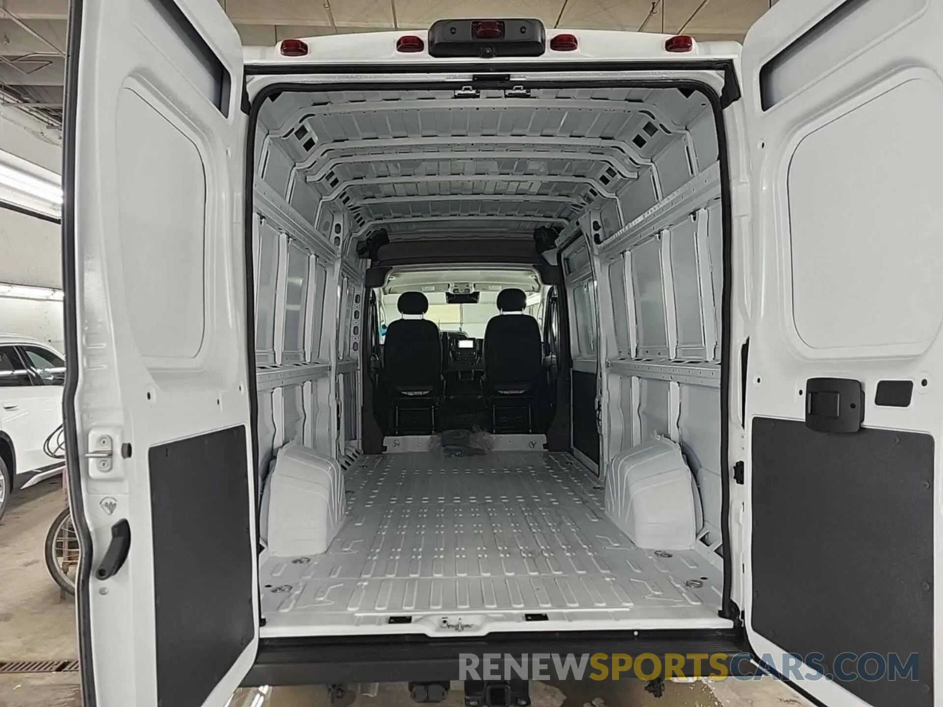 44 Photograph of a damaged car 3C6MRVJG7PE506904 RAM PROMASTER 3500 2023