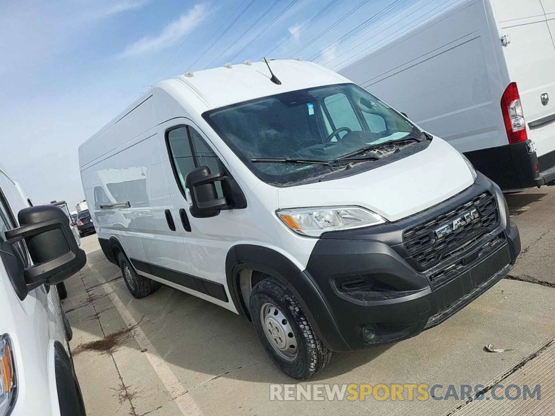 15 Photograph of a damaged car 3C6MRVJG7PE506918 RAM PROMASTER 3500 2023