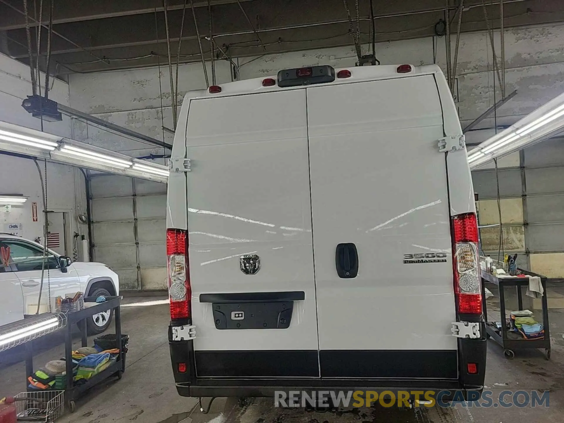 20 Photograph of a damaged car 3C6MRVJG7PE506918 RAM PROMASTER 3500 2023