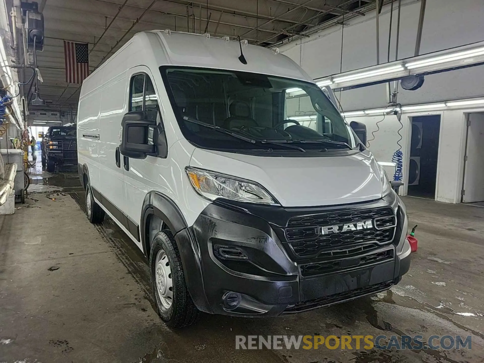 30 Photograph of a damaged car 3C6MRVJG7PE506918 RAM PROMASTER 3500 2023