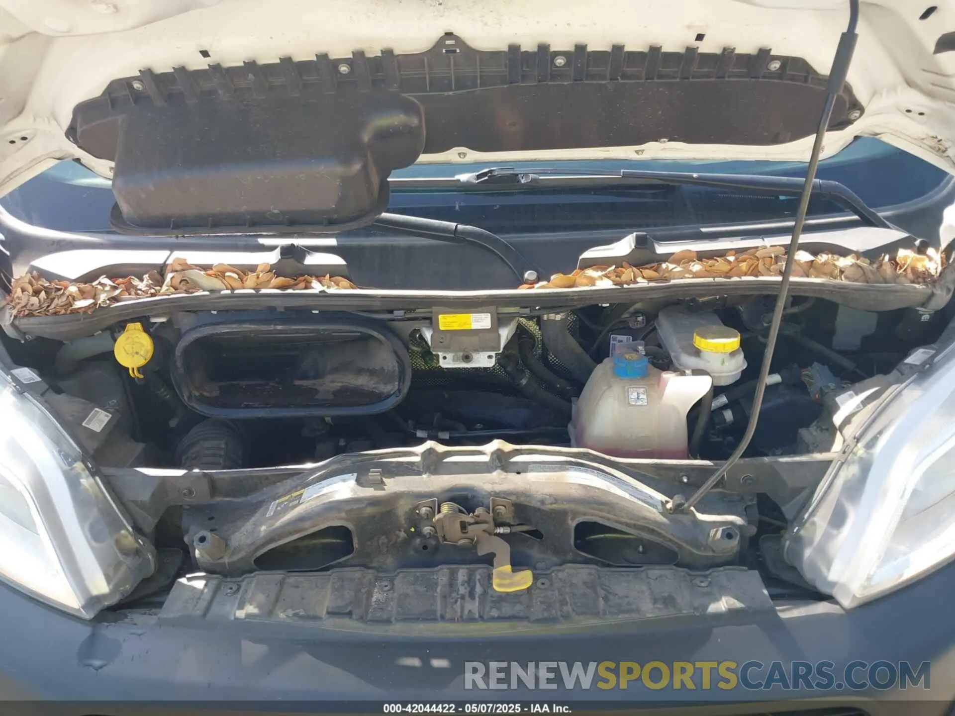 10 Photograph of a damaged car 3C6MRVJG7PE536680 RAM PROMASTER 3500 2023