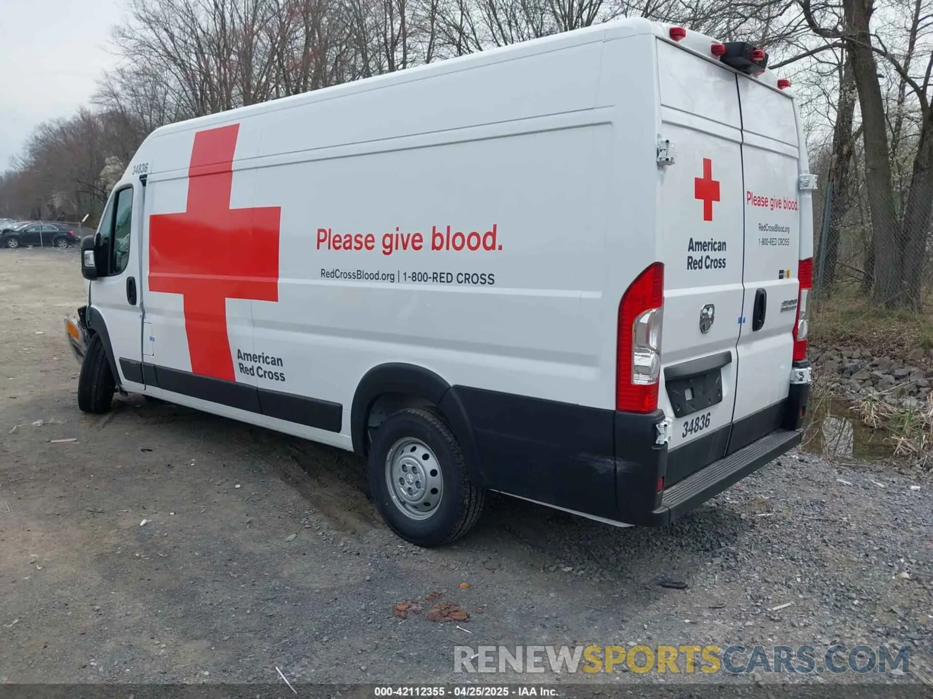 3 Photograph of a damaged car 3C6MRVJG8PE500982 RAM PROMASTER 3500 2023