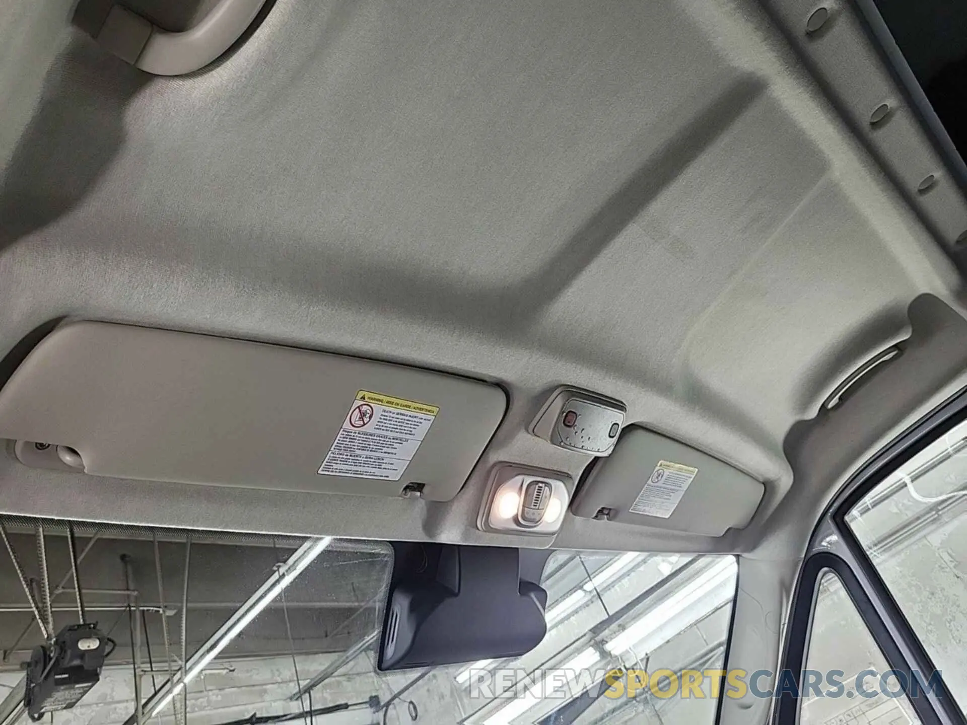 10 Photograph of a damaged car 3C6MRVJG8PE506913 RAM PROMASTER 3500 2023