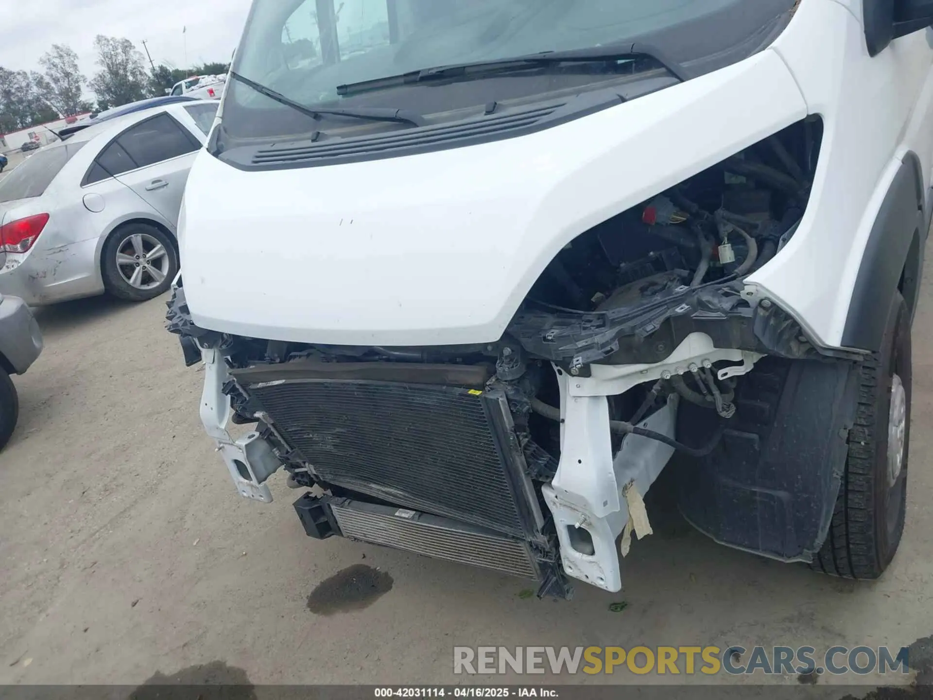 6 Photograph of a damaged car 3C6MRVJG9PE514115 RAM PROMASTER 3500 2023