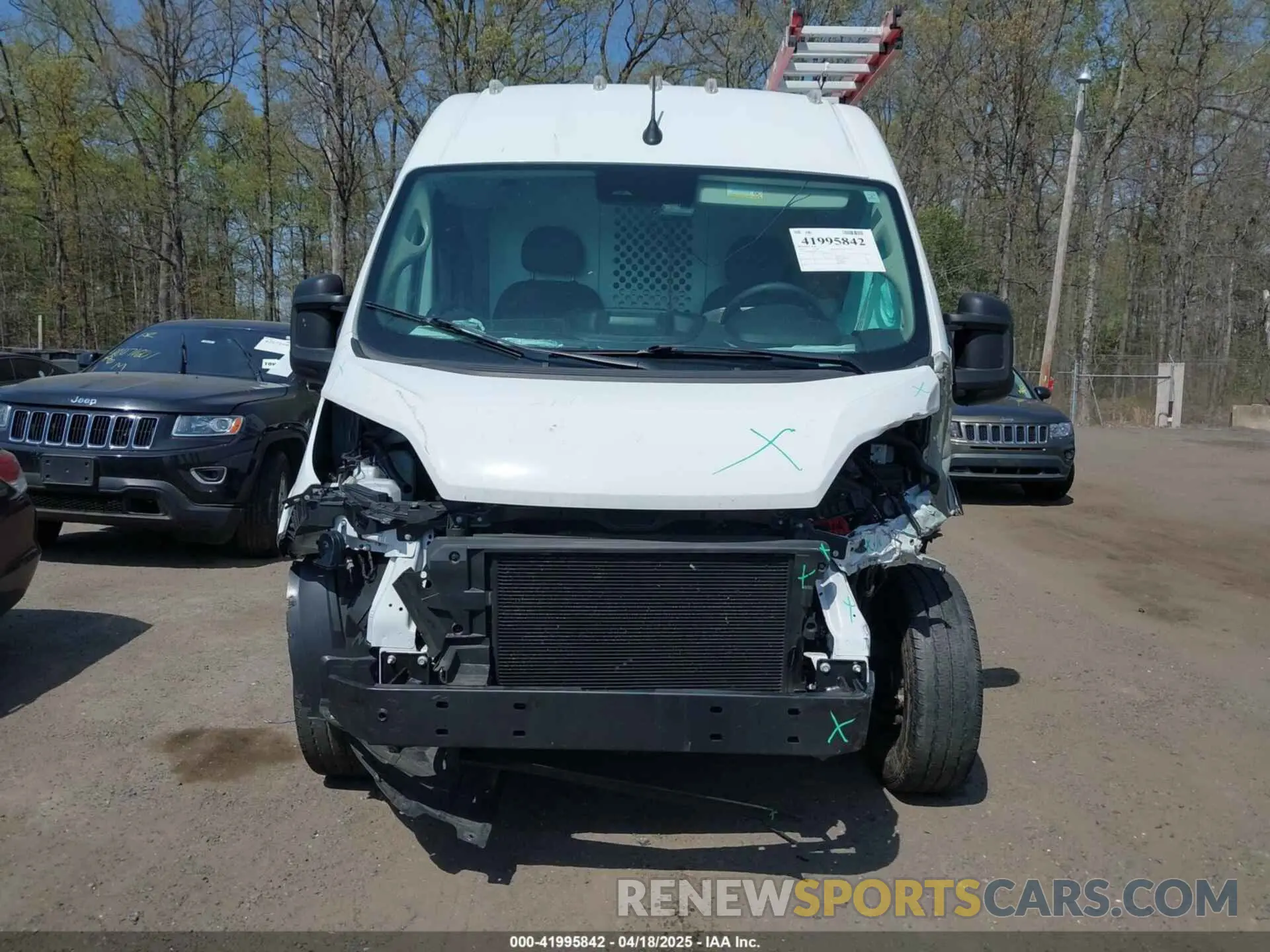 12 Photograph of a damaged car 3C6MRVJG9PE519735 RAM PROMASTER 3500 2023