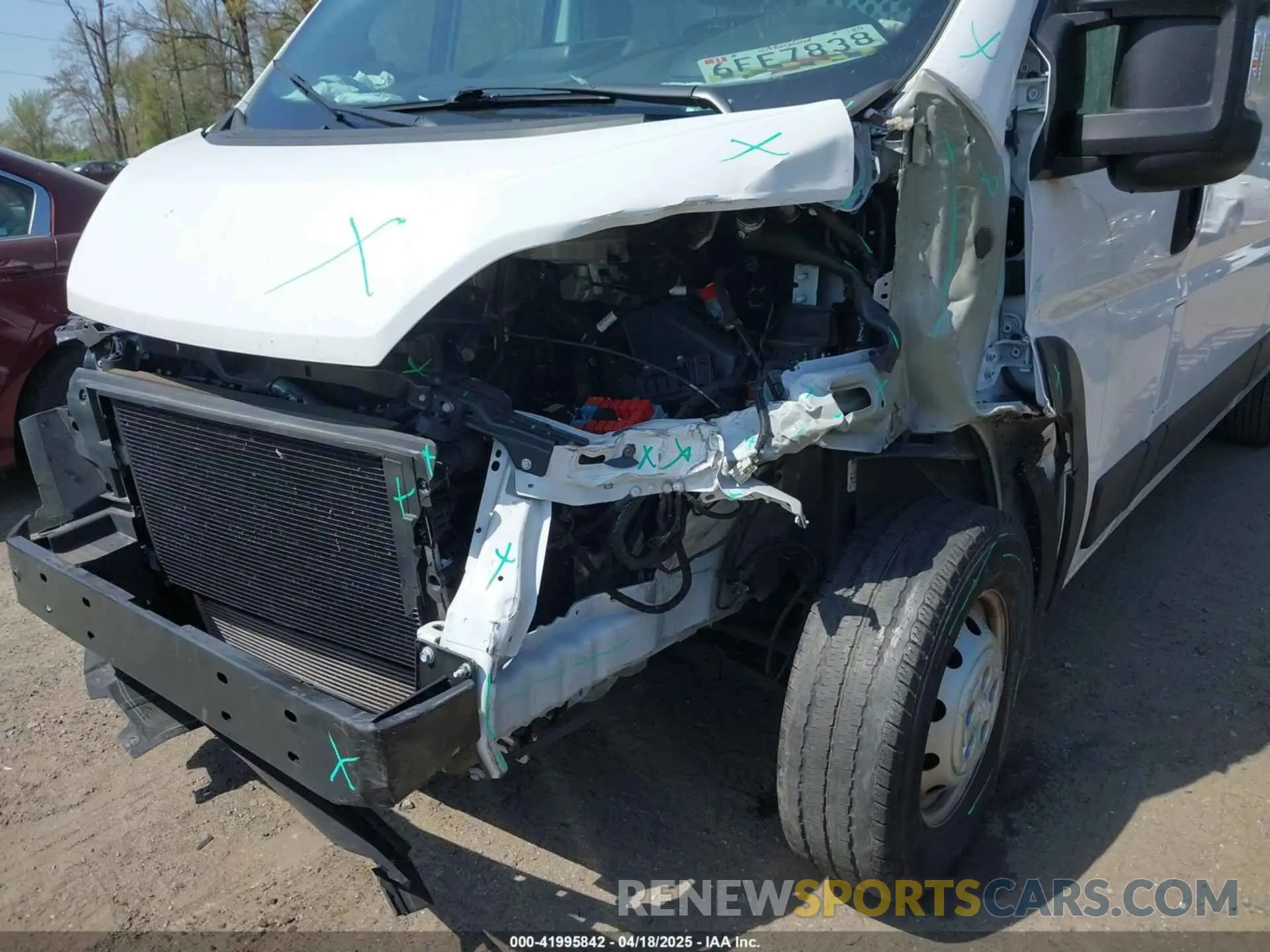 6 Photograph of a damaged car 3C6MRVJG9PE519735 RAM PROMASTER 3500 2023