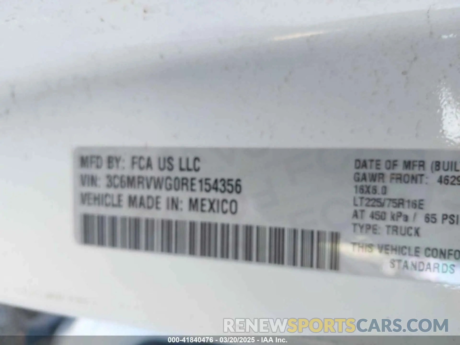 9 Photograph of a damaged car 3C6MRVWG0RE154356 RAM PROMASTER 3500 2024