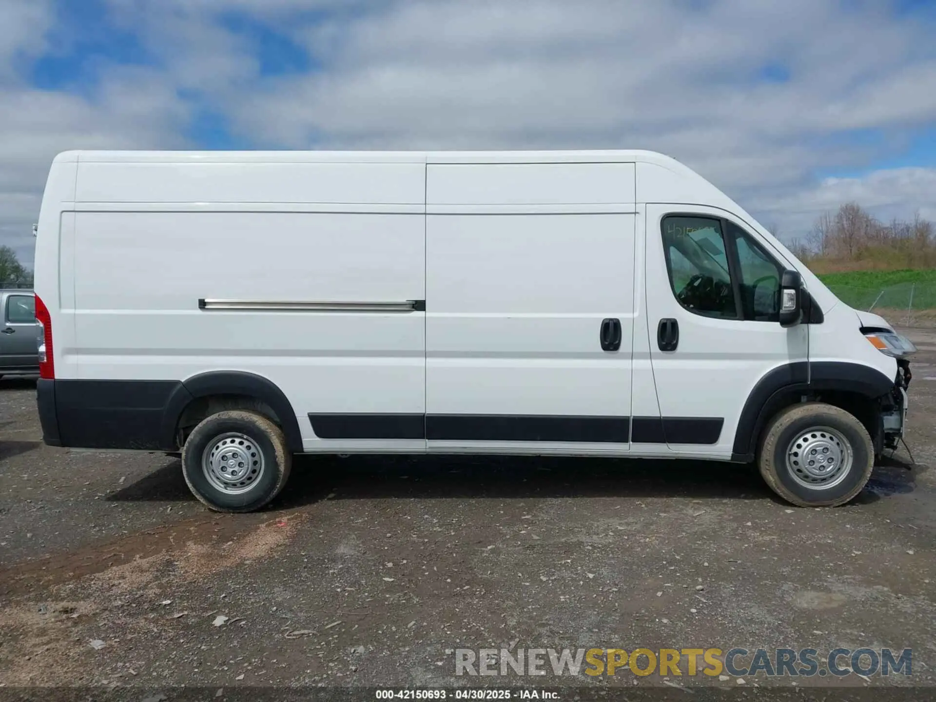 14 Photograph of a damaged car 3C6MRVJG3SE504821 RAM PROMASTER 3500 2025