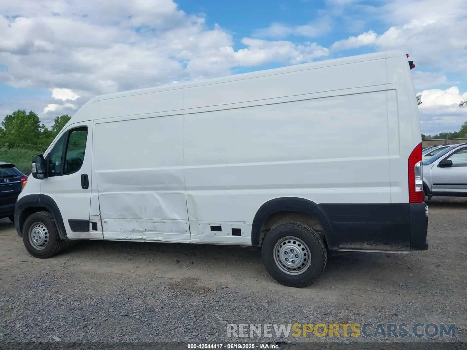 15 Photograph of a damaged car 3C6MRVJG6SE517708 RAM PROMASTER 3500 2025