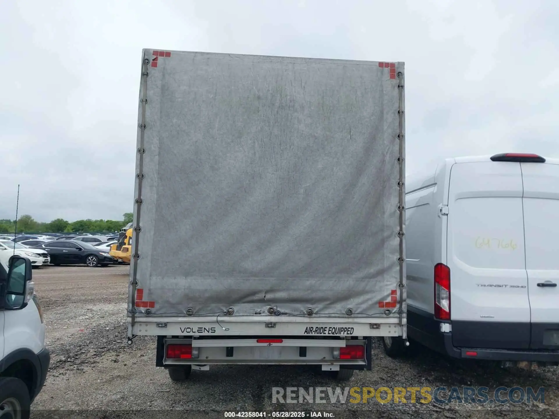 14 Photograph of a damaged car 3C7WRVLG9KE535850 RAM PROMASTER 3500 CUTAWAY 2019