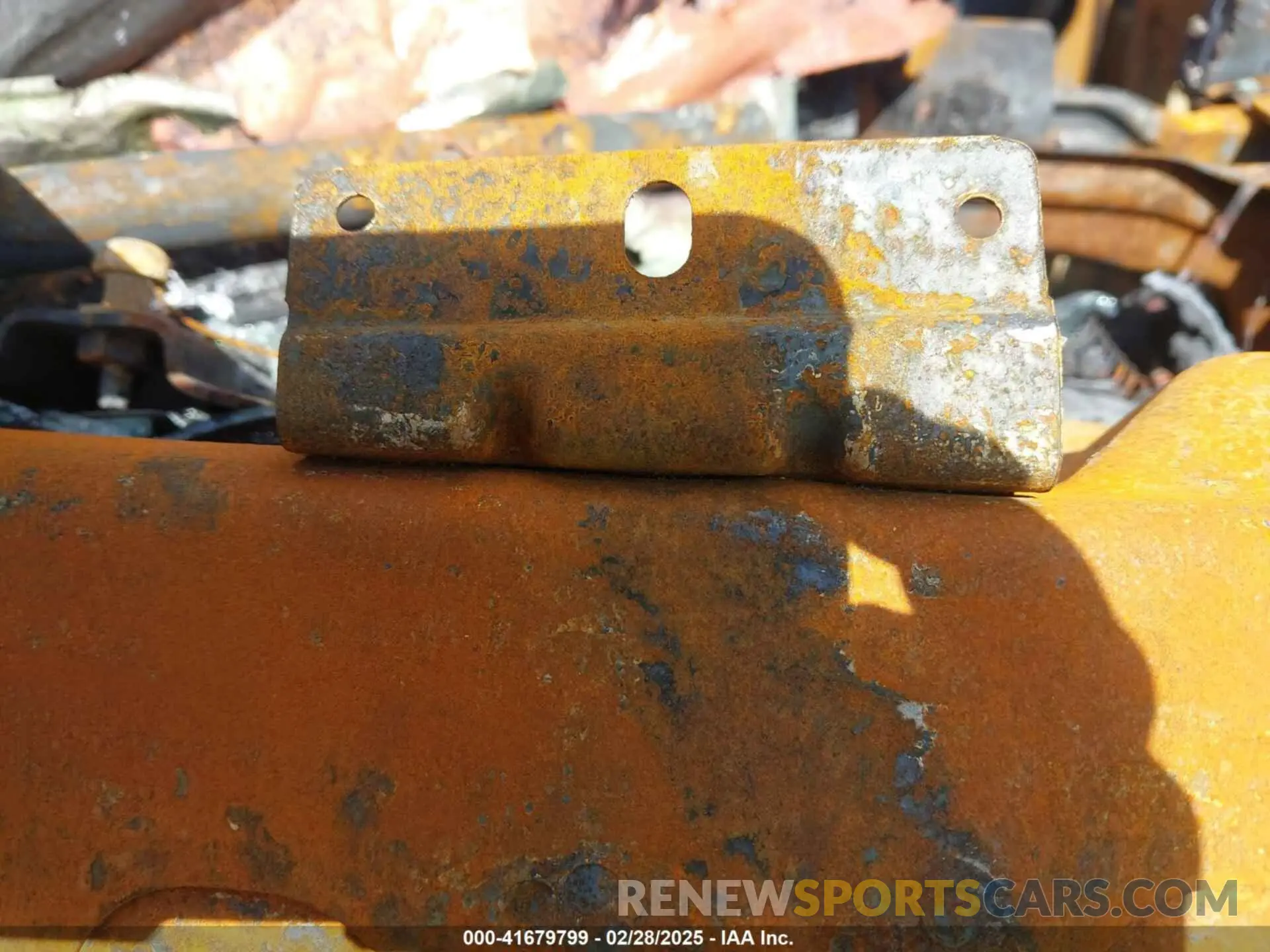 9 Photograph of a damaged car 3C7WRVMG6KE503971 RAM PROMASTER 3500 CUTAWAY 2019