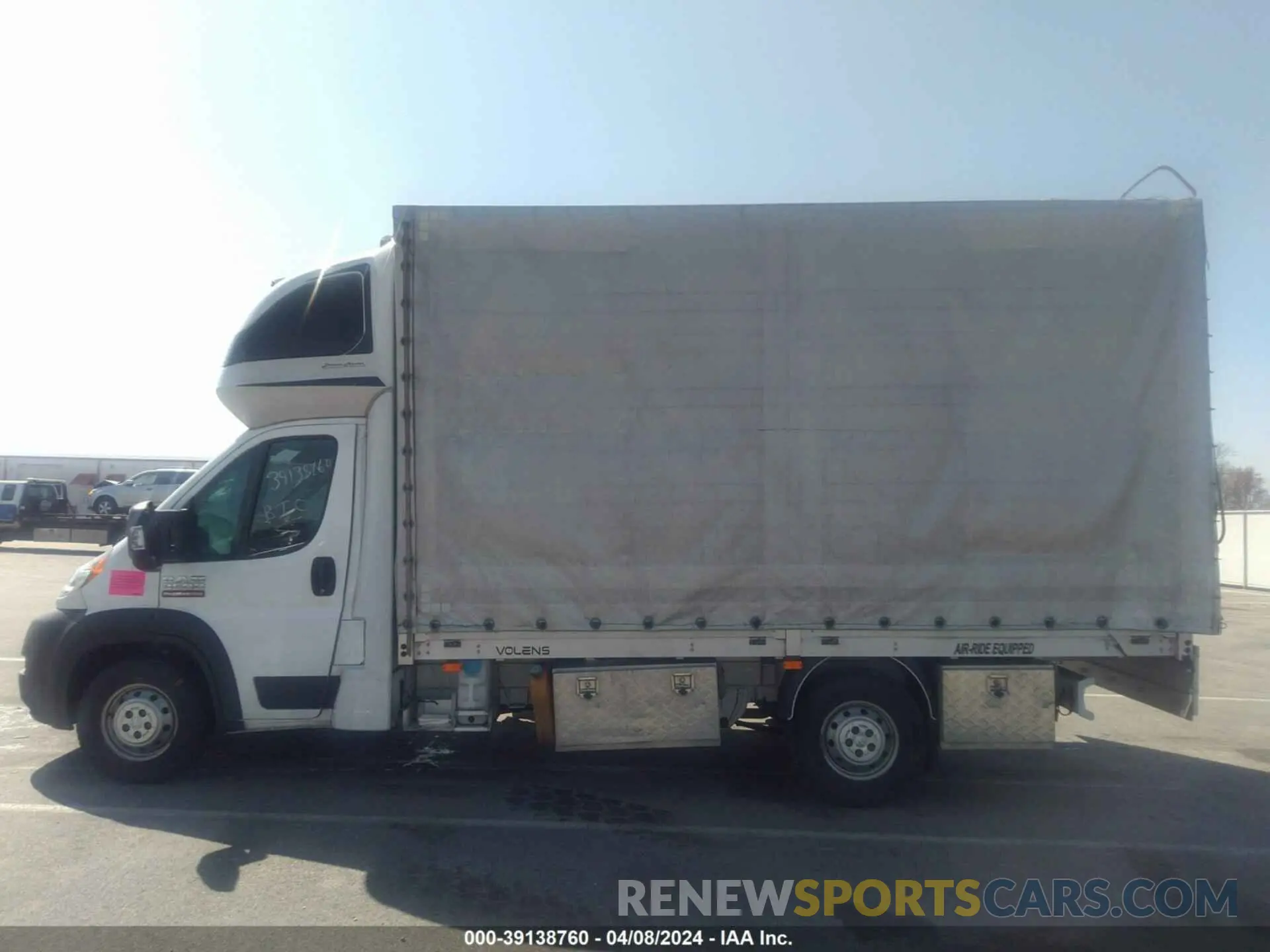 17 Photograph of a damaged car 3C7WRVLG0ME524917 RAM PROMASTER 3500 CUTAWAY 2021