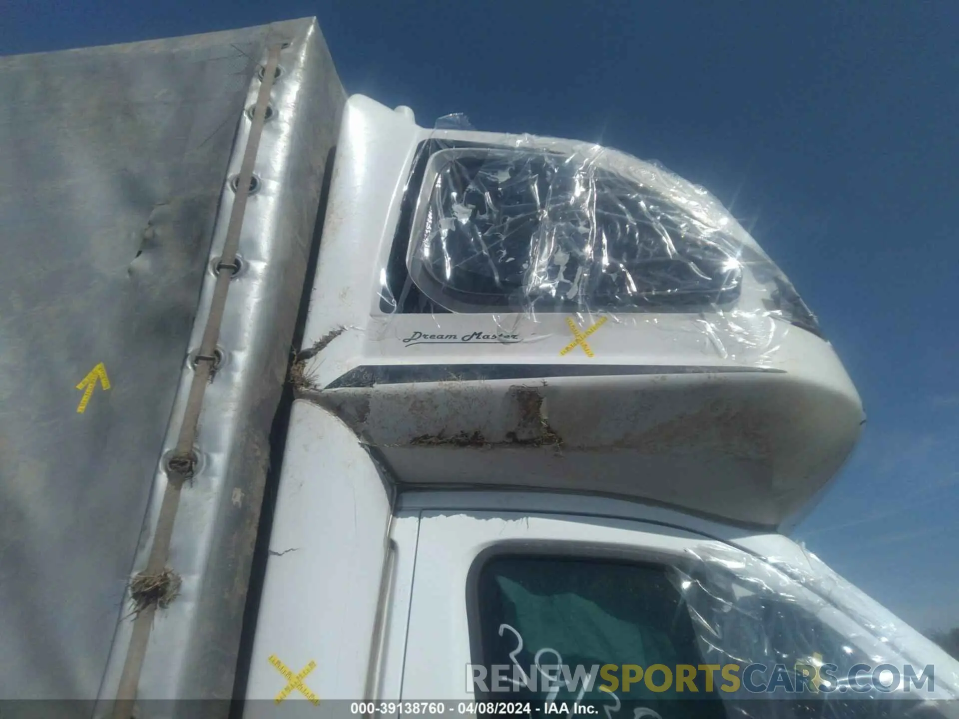 19 Photograph of a damaged car 3C7WRVLG0ME524917 RAM PROMASTER 3500 CUTAWAY 2021