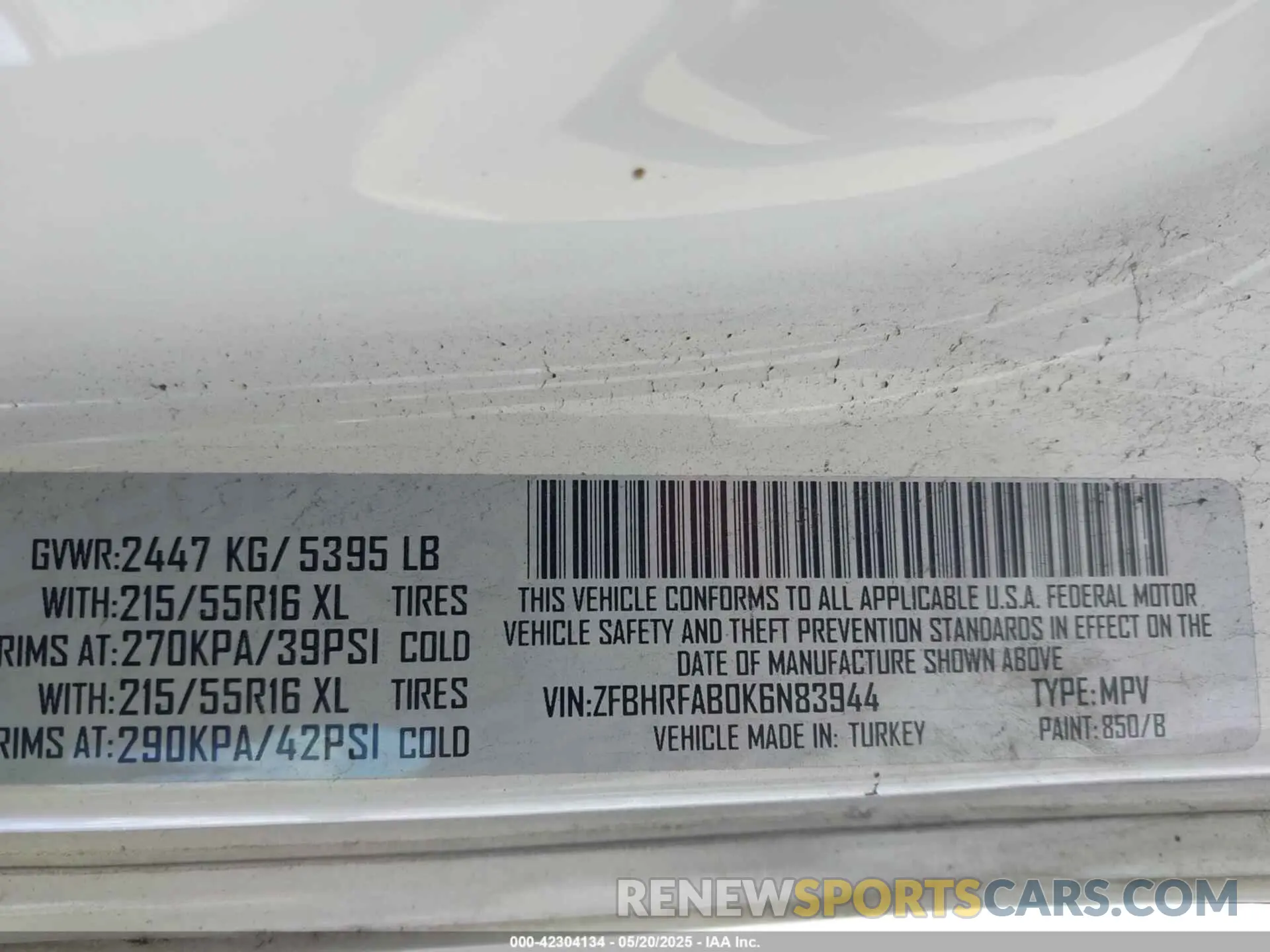 9 Photograph of a damaged car ZFBHRFAB0K6N83944 RAM PROMASTER CITY 2019