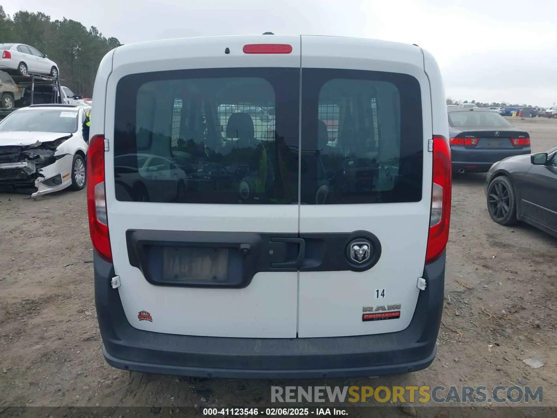 16 Photograph of a damaged car ZFBHRFAB1K6M31770 RAM PROMASTER CITY 2019