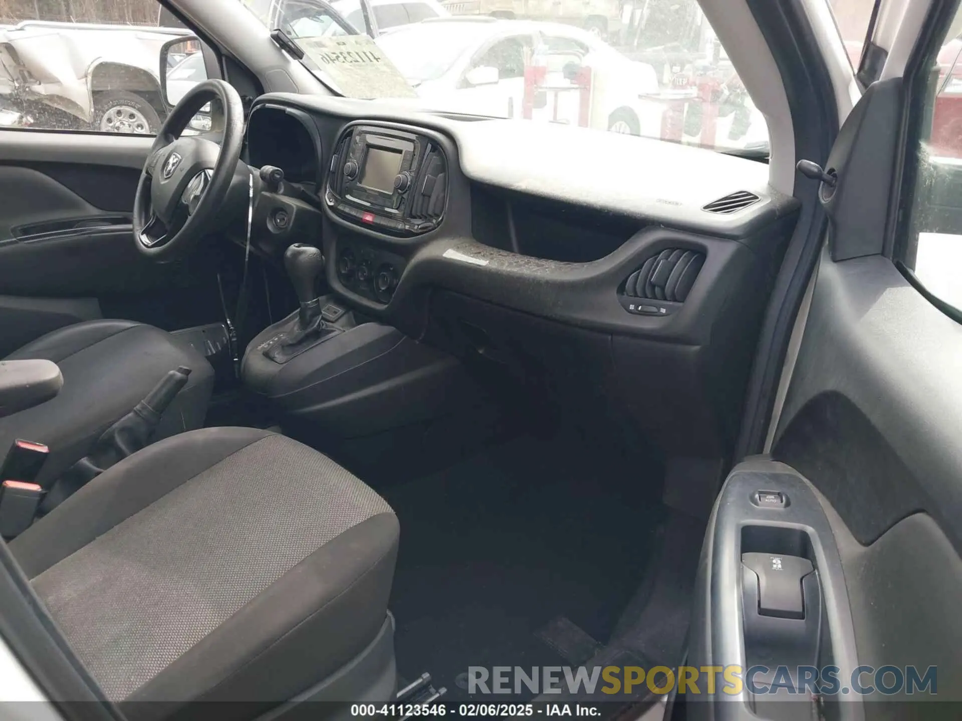 5 Photograph of a damaged car ZFBHRFAB1K6M31770 RAM PROMASTER CITY 2019