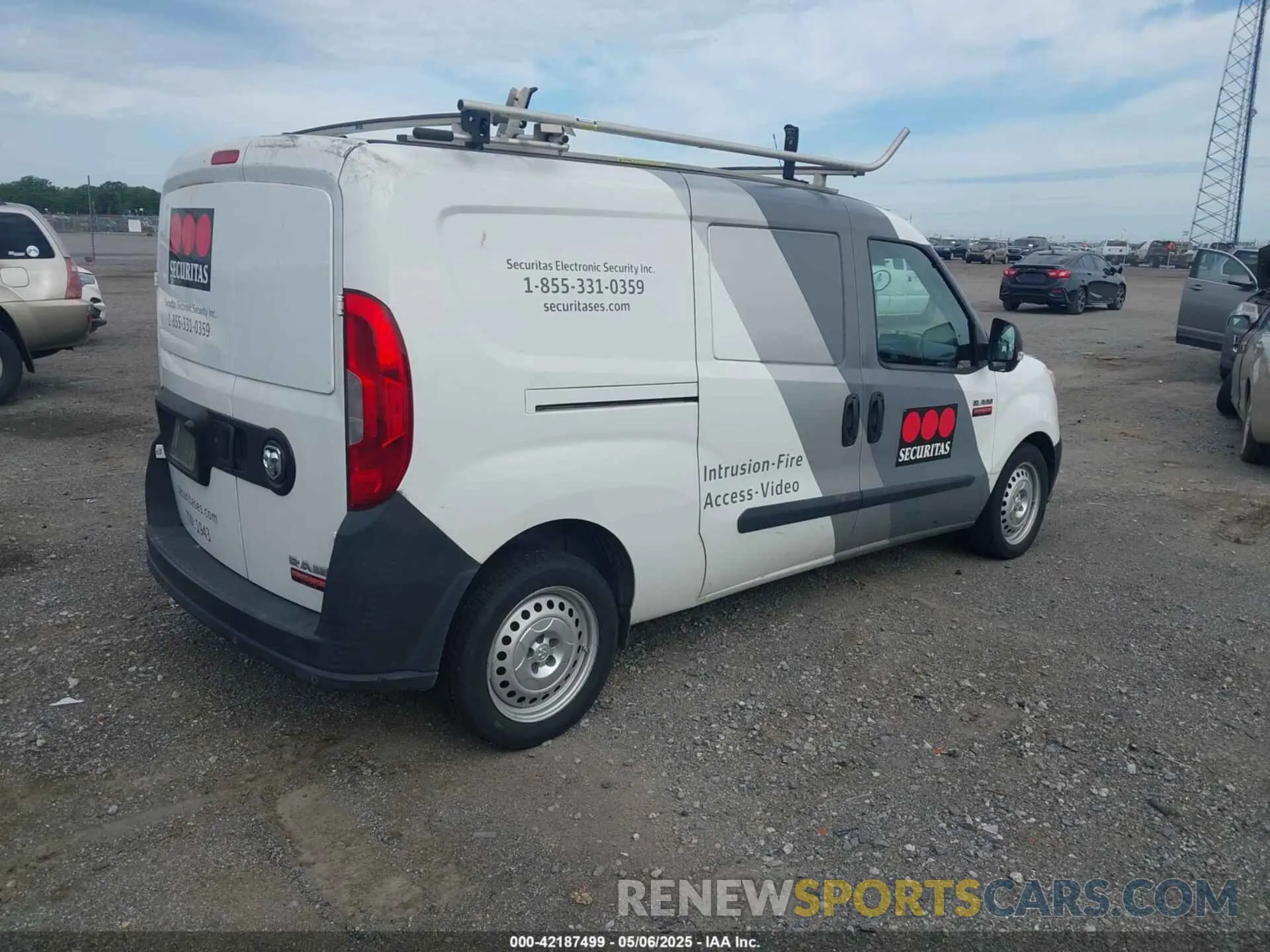 4 Photograph of a damaged car ZFBHRFAB1K6N71592 RAM PROMASTER CITY 2019