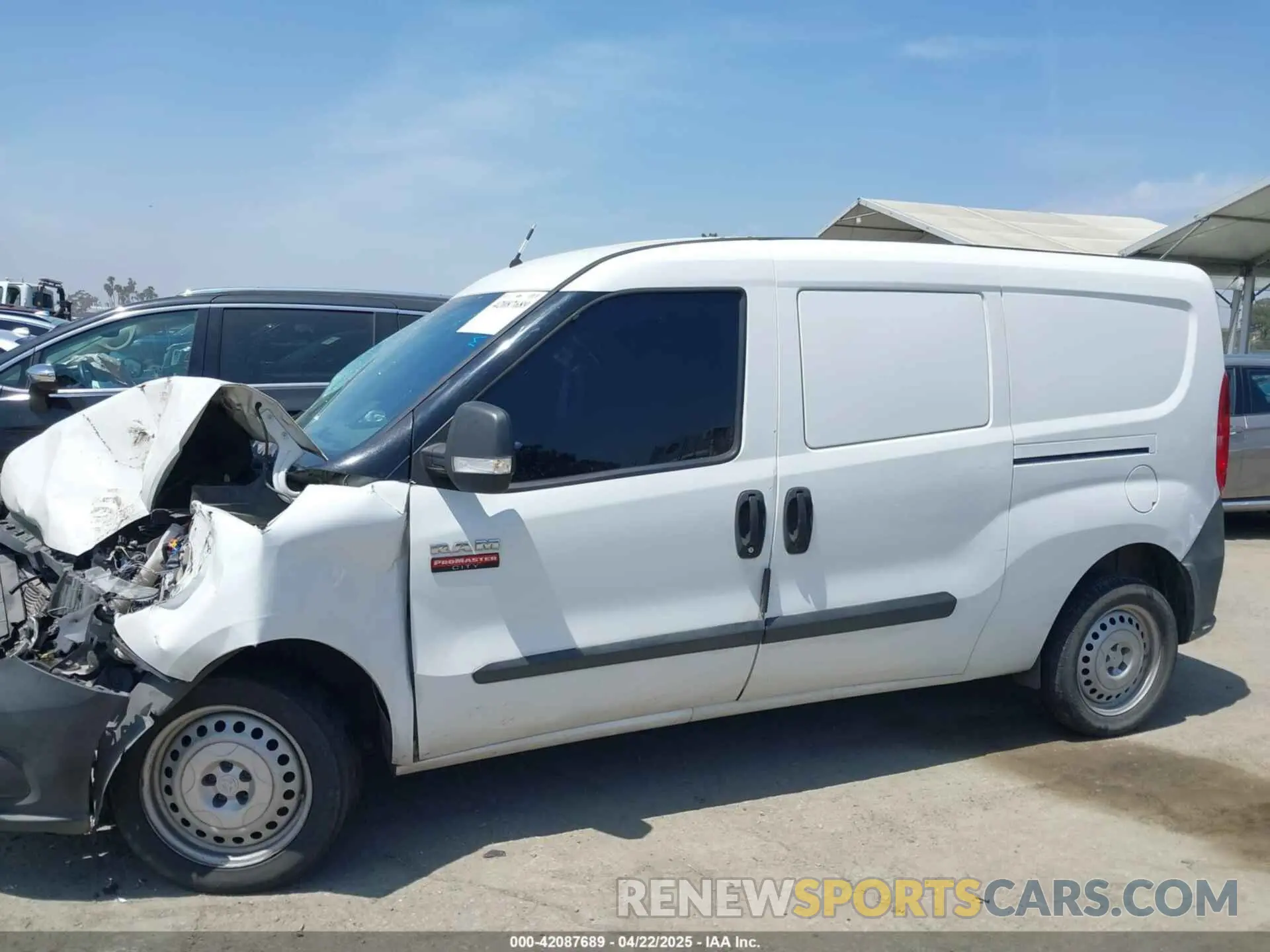 14 Photograph of a damaged car ZFBHRFAB2K6M48318 RAM PROMASTER CITY 2019