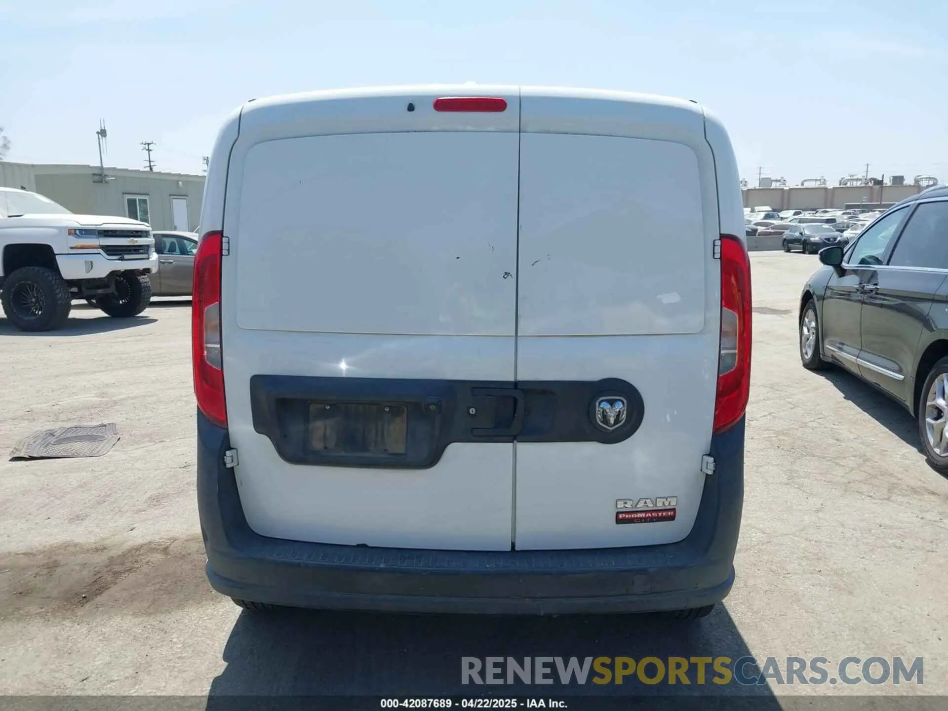 16 Photograph of a damaged car ZFBHRFAB2K6M48318 RAM PROMASTER CITY 2019