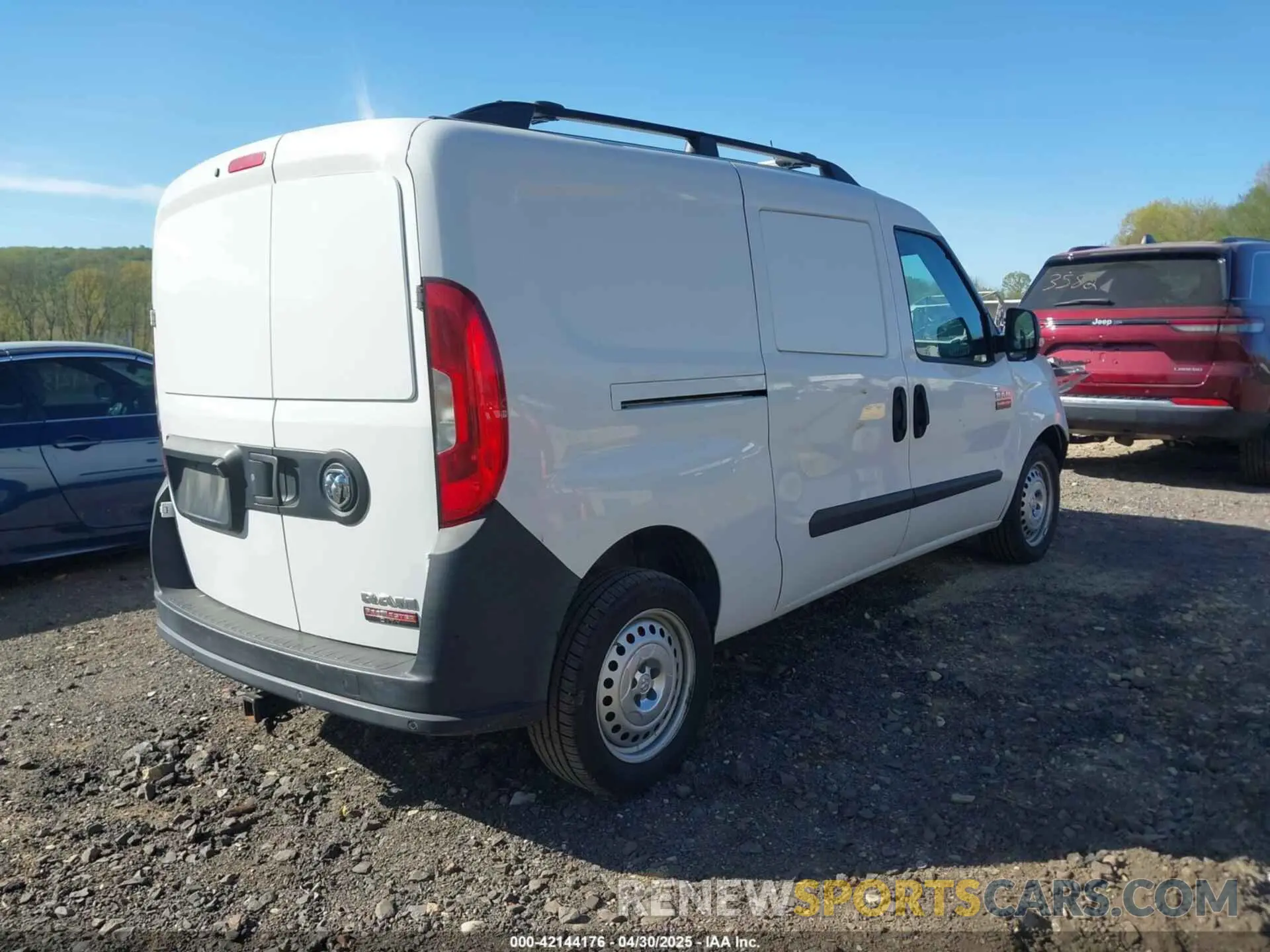 4 Photograph of a damaged car ZFBHRFAB3K6N55295 RAM PROMASTER CITY 2019