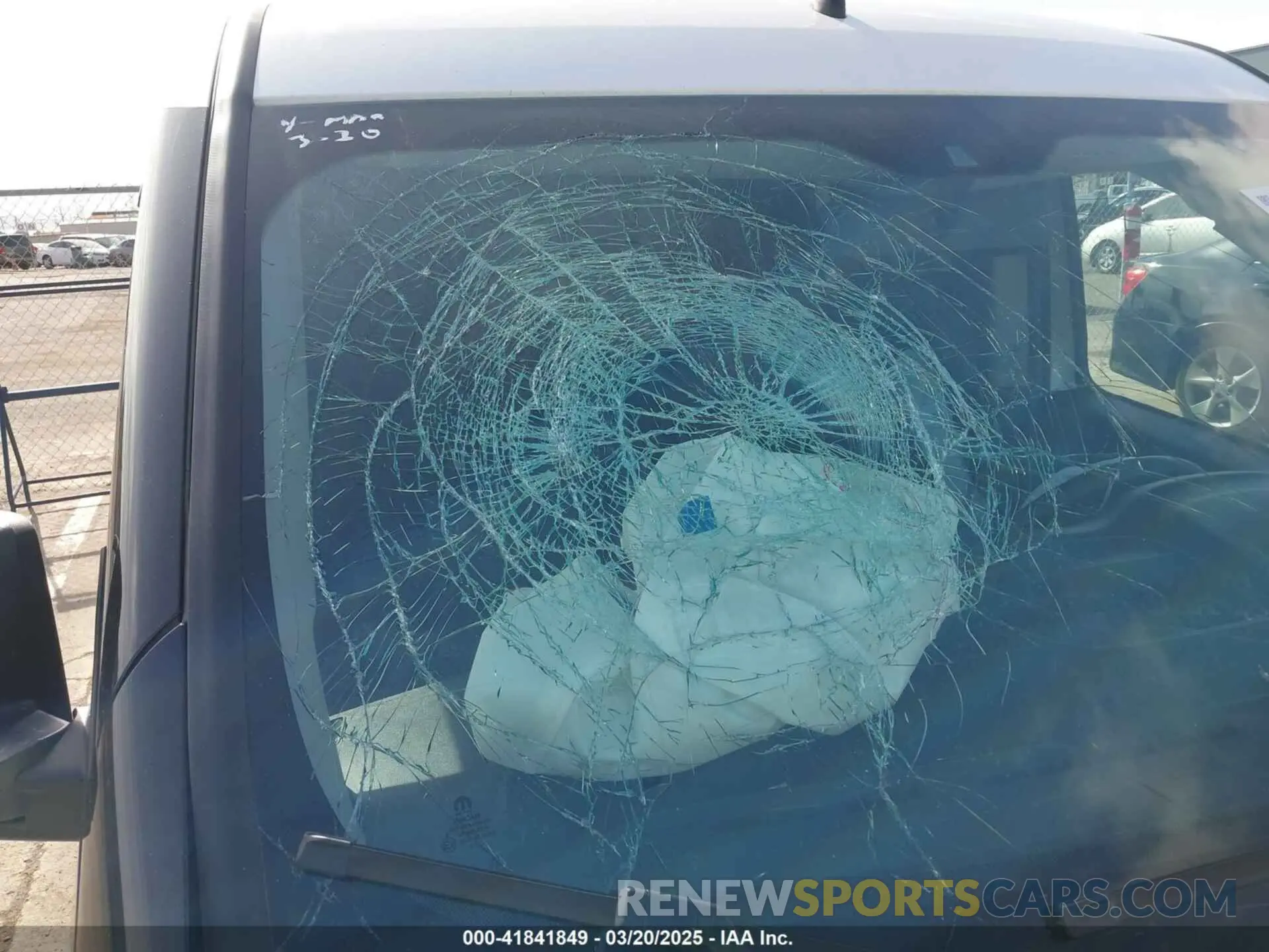 17 Photograph of a damaged car ZFBHRFAB4K6M59840 RAM PROMASTER CITY 2019