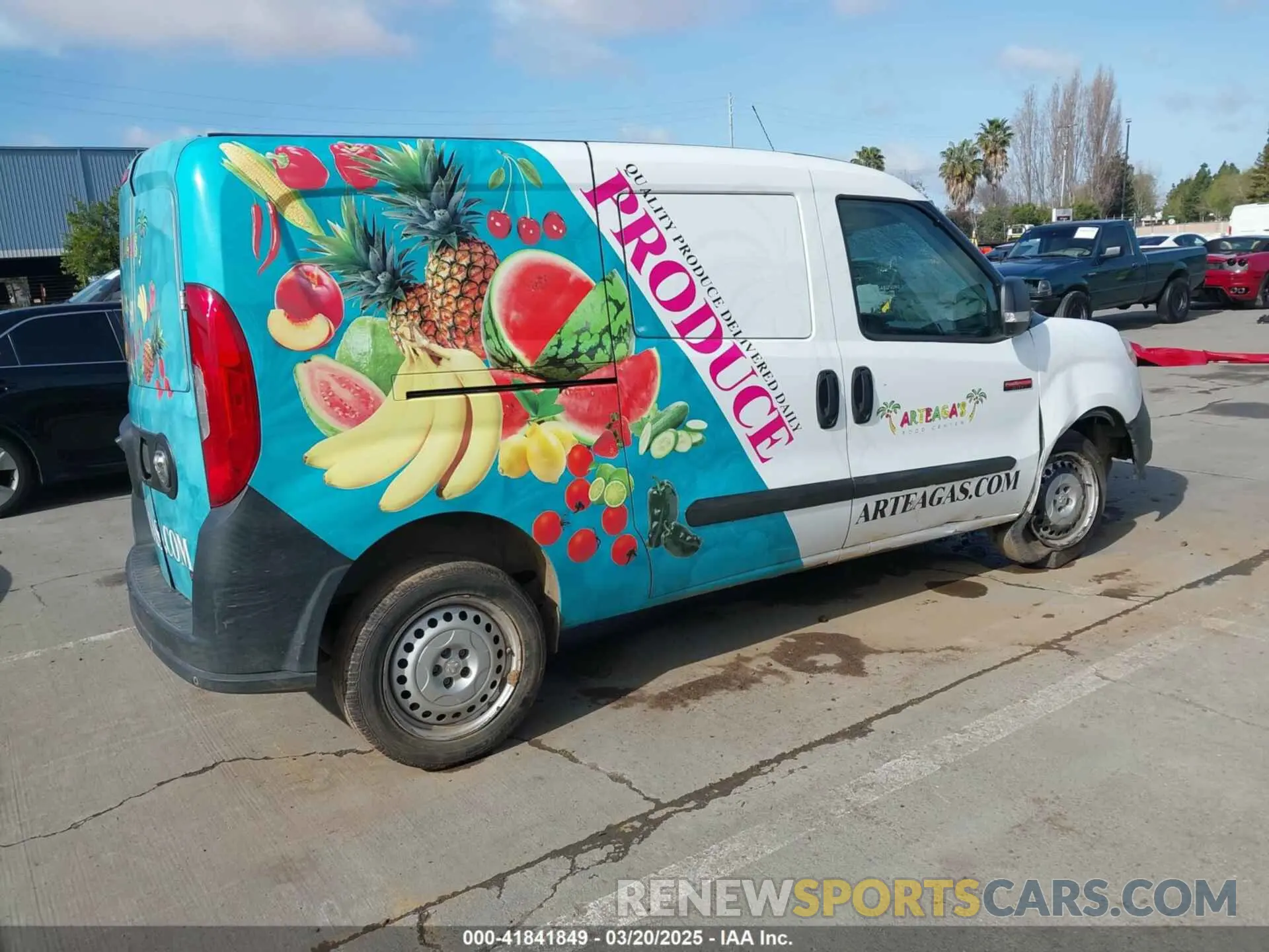 4 Photograph of a damaged car ZFBHRFAB4K6M59840 RAM PROMASTER CITY 2019