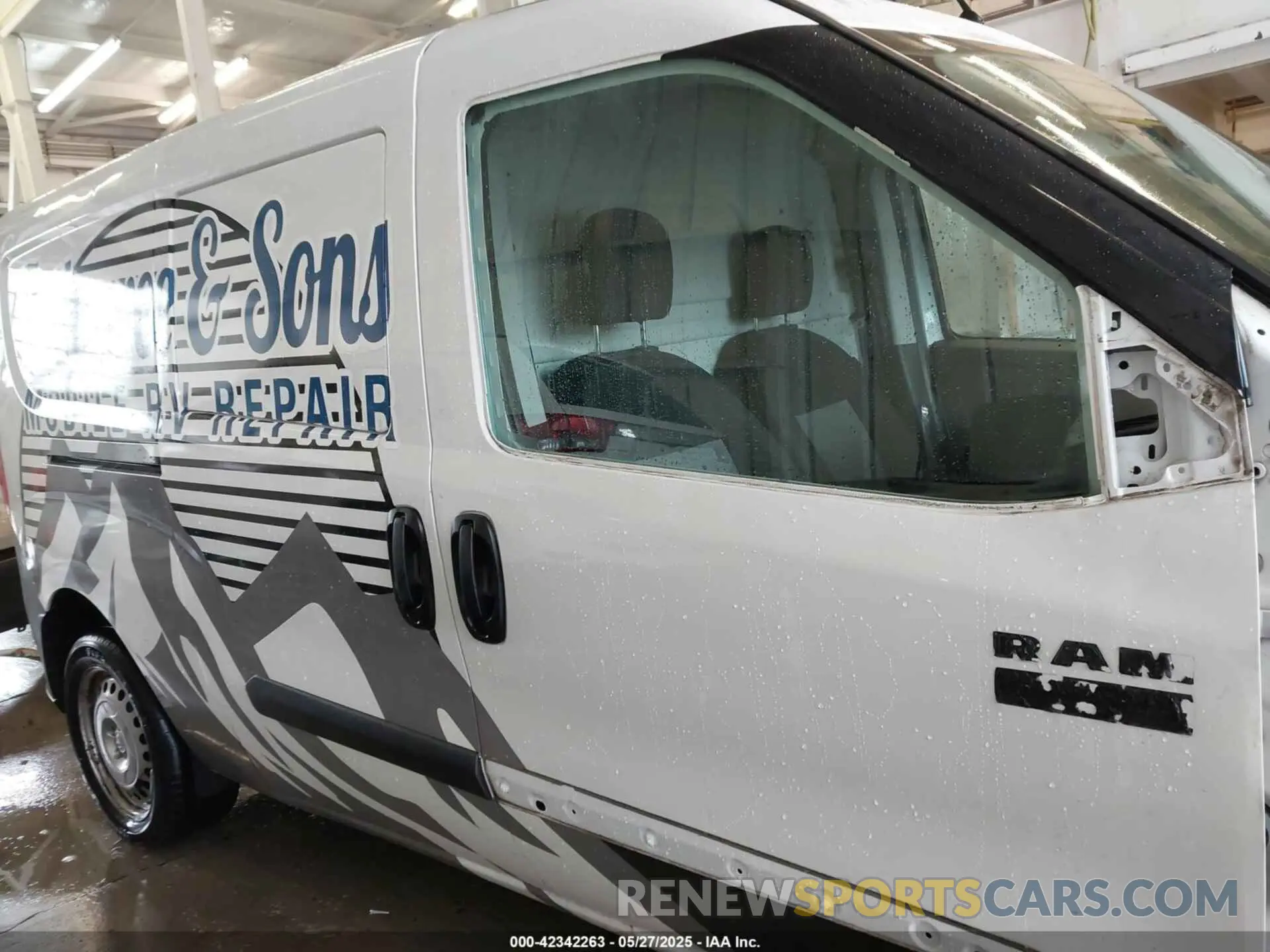 14 Photograph of a damaged car ZFBHRFAB4K6M64200 RAM PROMASTER CITY 2019