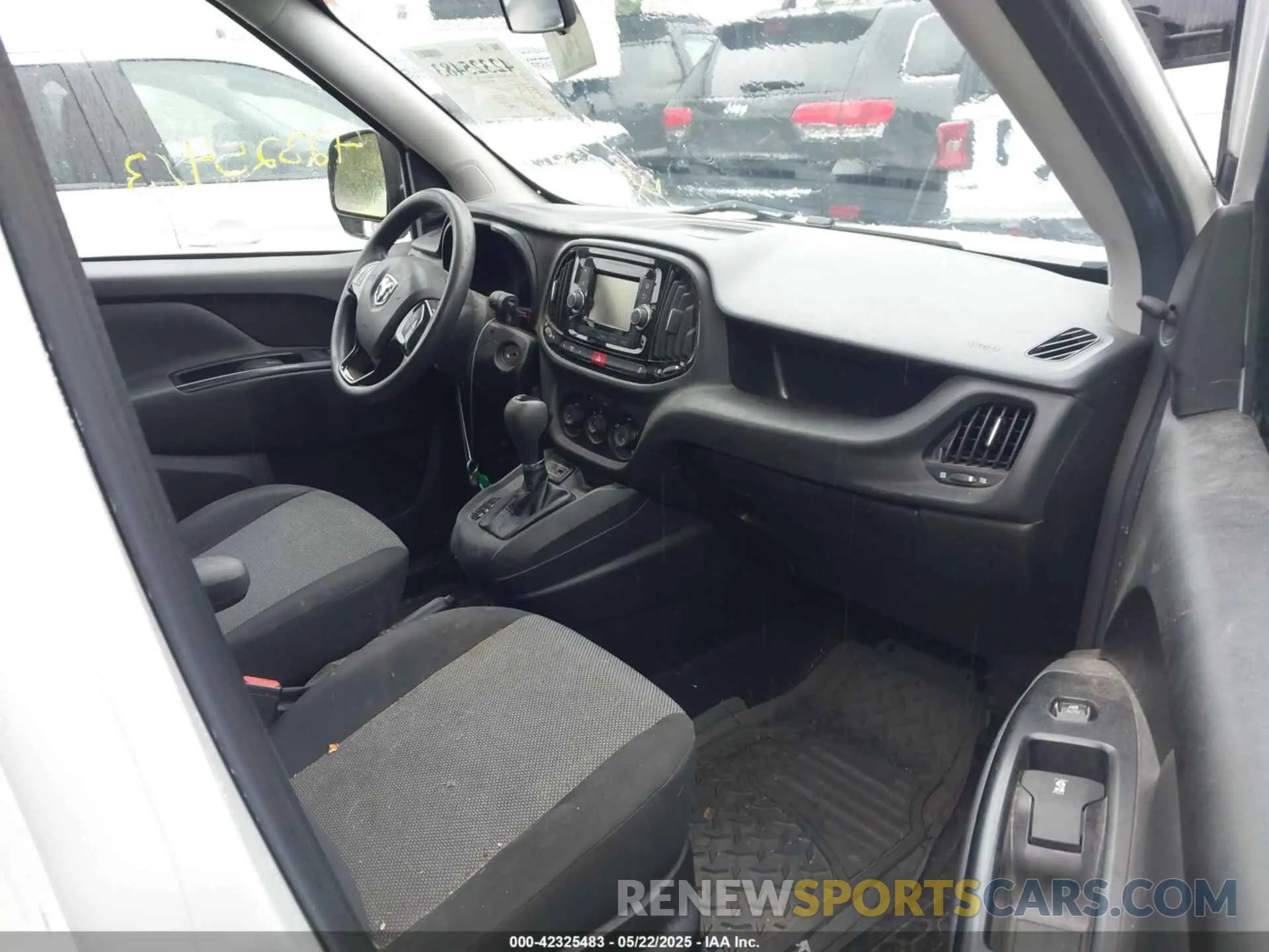 5 Photograph of a damaged car ZFBHRFAB7K6L94837 RAM PROMASTER CITY 2019